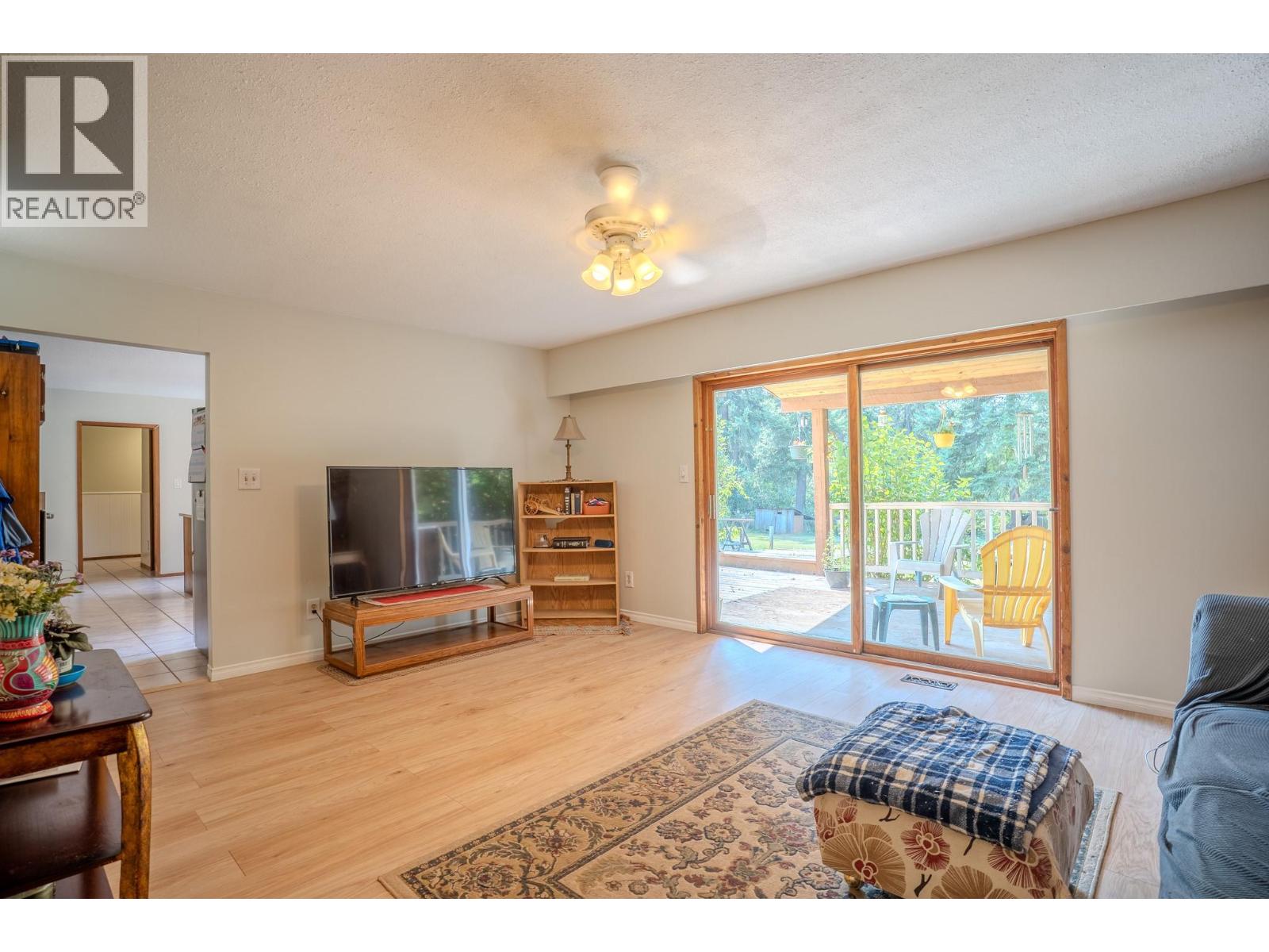 4289 Dunsmuir Road, Barriere, British Columbia  V0E 1E0 - Photo 16 - 10395281