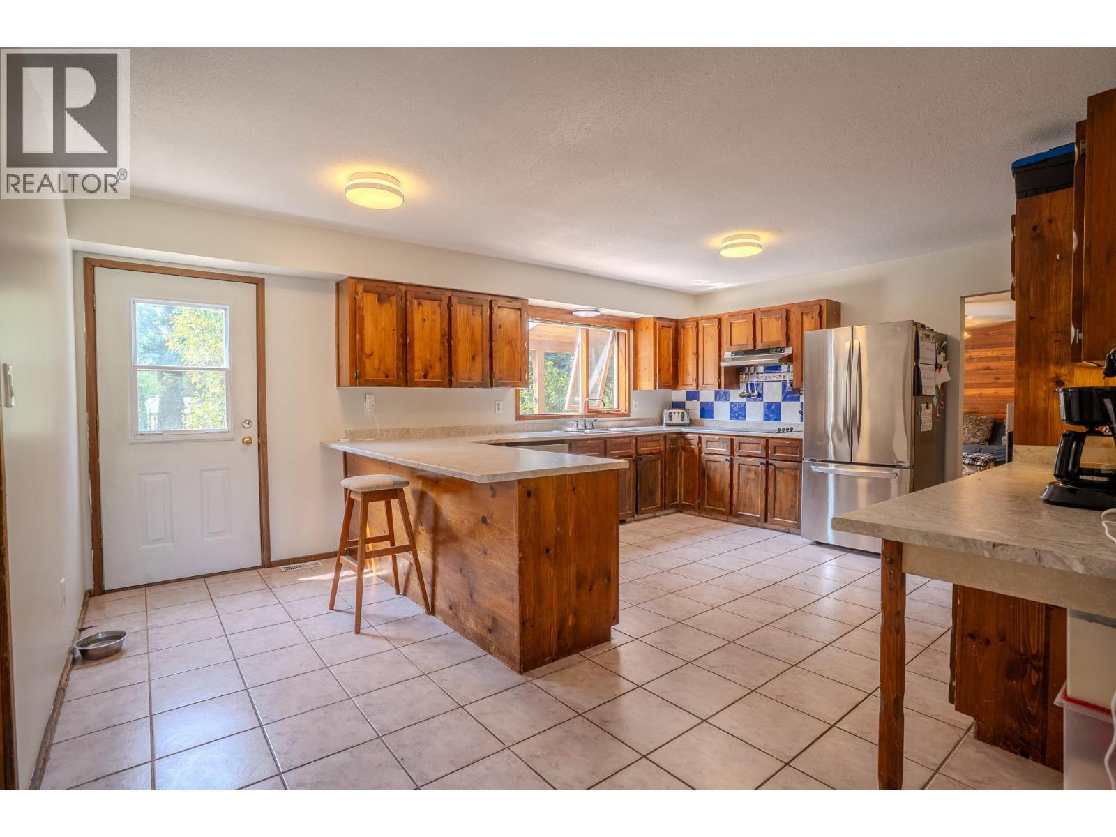 4289 Dunsmuir Road, Barriere, British Columbia  V0E 1E0 - Photo 4 - 10395281