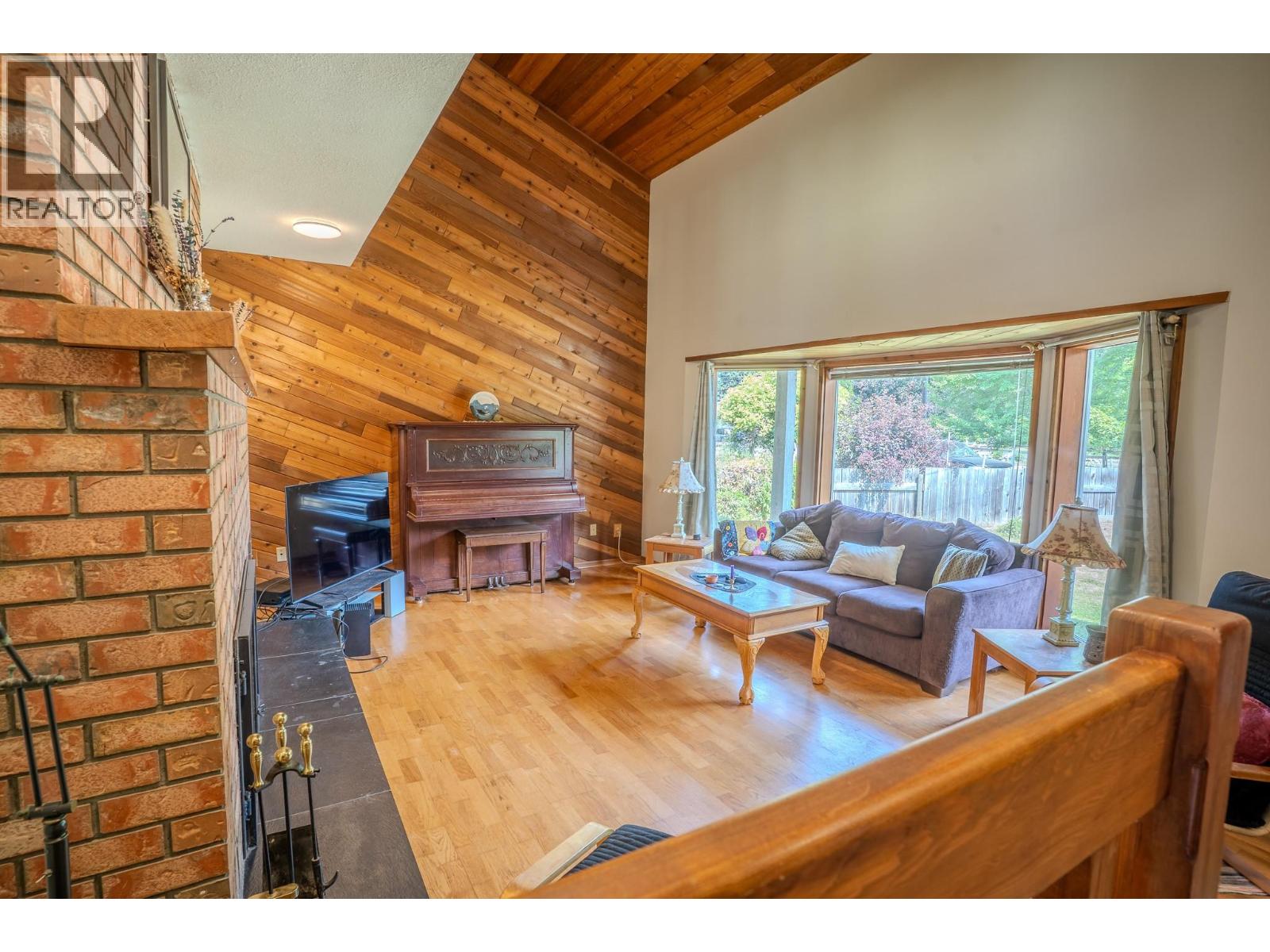 4289 Dunsmuir Road, Barriere, British Columbia  V0E 1E0 - Photo 8 - 10395281