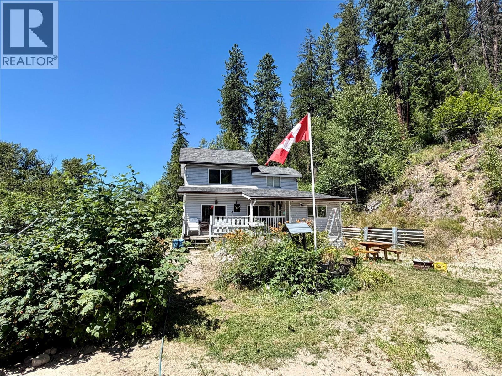 175 Grohman Creek Road, Nelson, British Columbia  V1L 6T9 - Photo 2 - 10395155