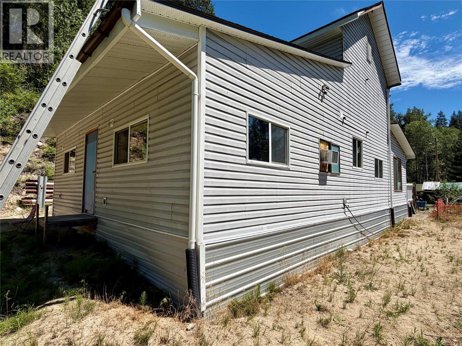 175 Grohman Creek Road, Nelson, British Columbia  V1L 6T9 - Photo 28 - 10395155