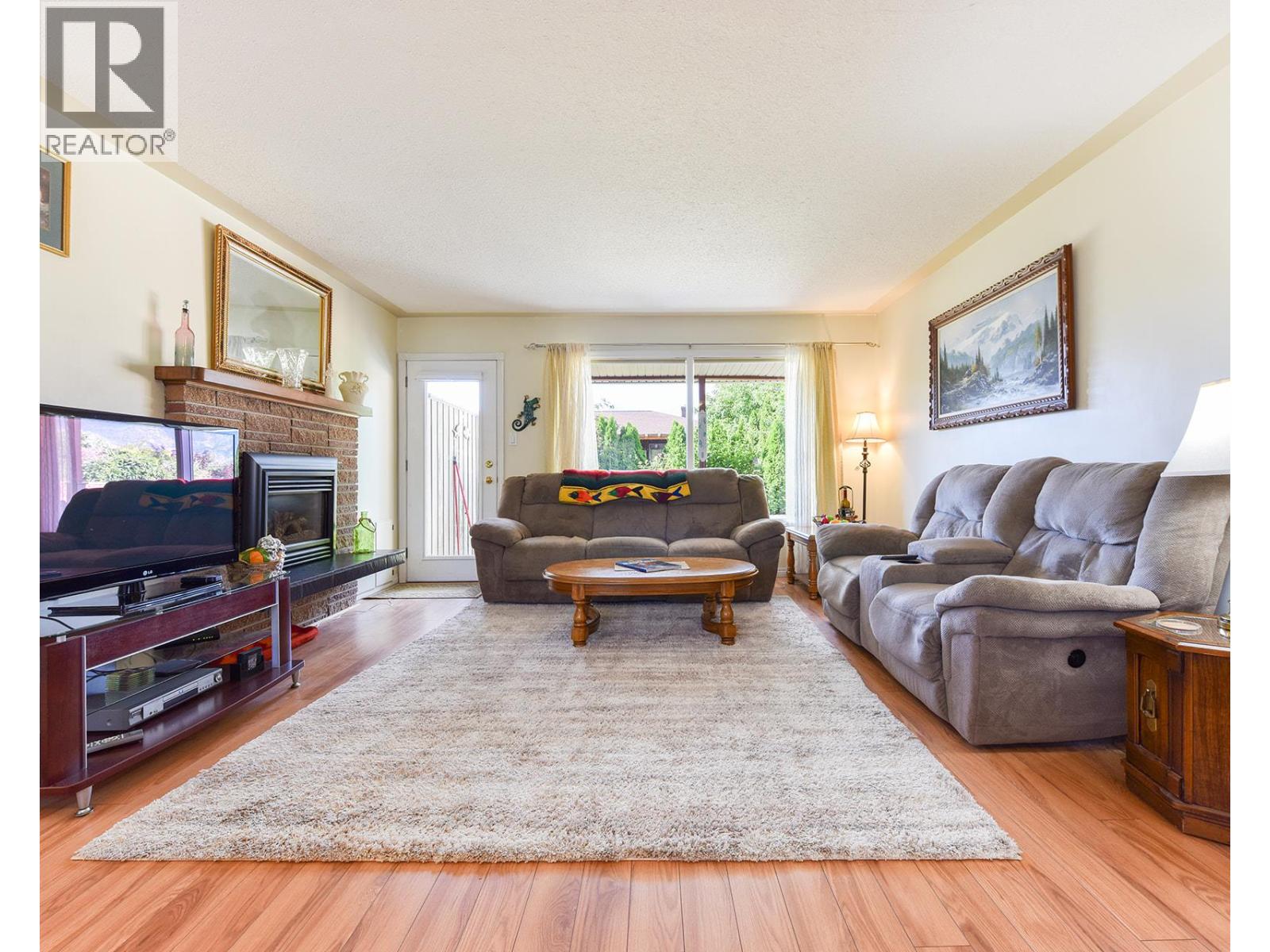 52 Granby Place, Penticton, British Columbia  V2A 2Z4 - Photo 2 - 10394079
