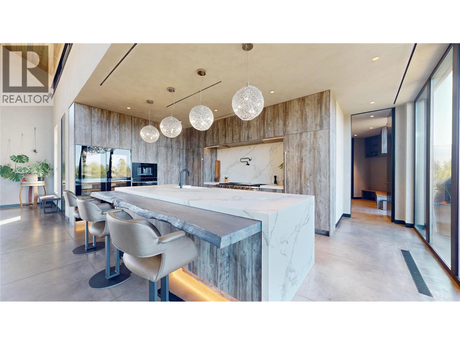 4275 Todd Road, Kelowna, British Columbia  V1W 4B8 - Photo 19 - 10390674