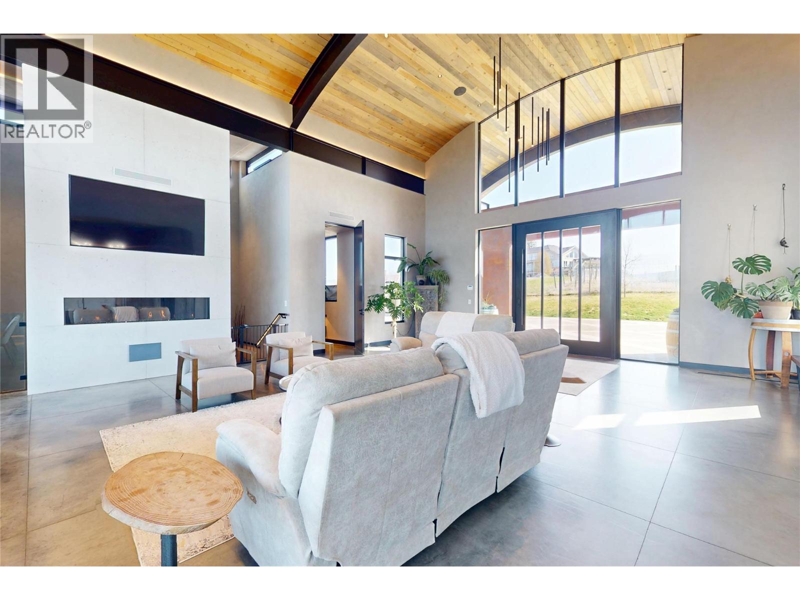4275 Todd Road, Kelowna, British Columbia  V1W 4B8 - Photo 22 - 10390674