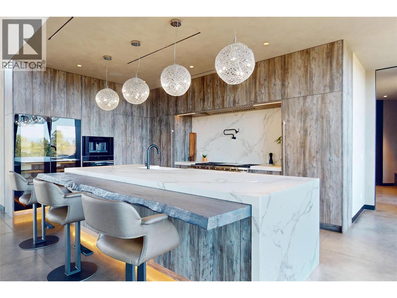 4275 Todd Road, Kelowna, British Columbia  V1W 4B8 - Photo 24 - 10390674