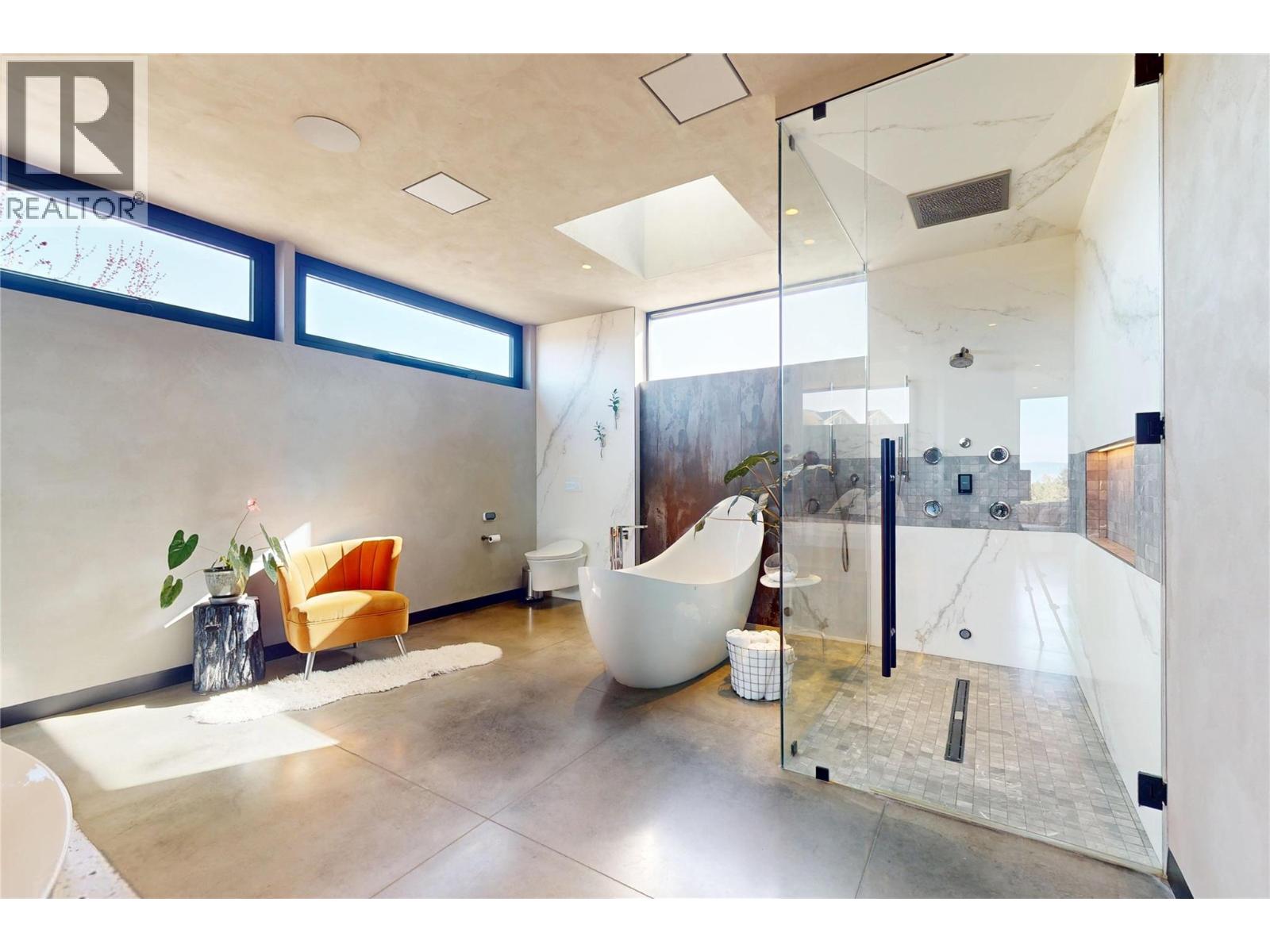 4275 Todd Road, Kelowna, British Columbia  V1W 4B8 - Photo 42 - 10390674