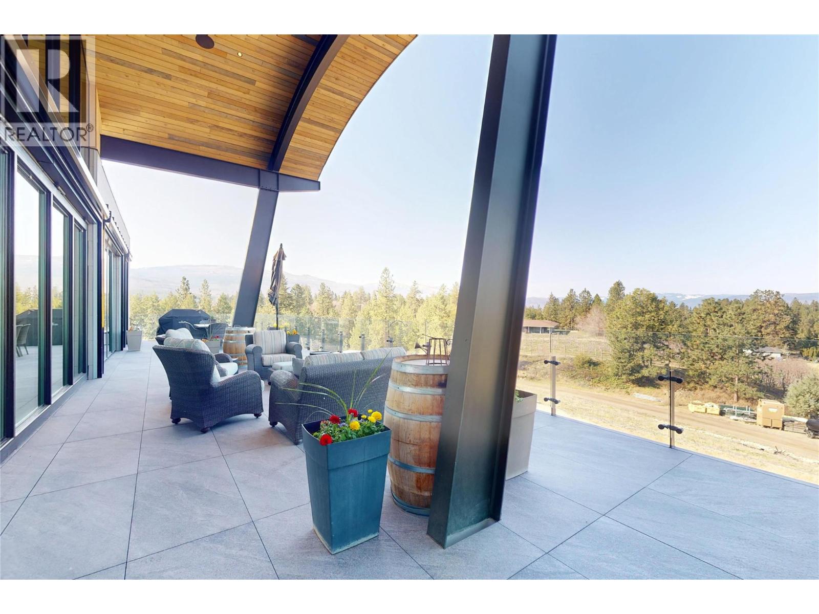 4275 Todd Road, Kelowna, British Columbia  V1W 4B8 - Photo 58 - 10390674