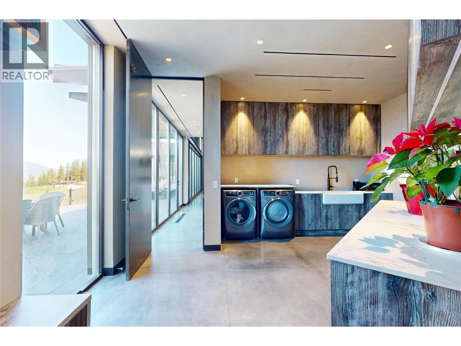 4275 Todd Road, Kelowna, British Columbia  V1W 4B8 - Photo 59 - 10390674