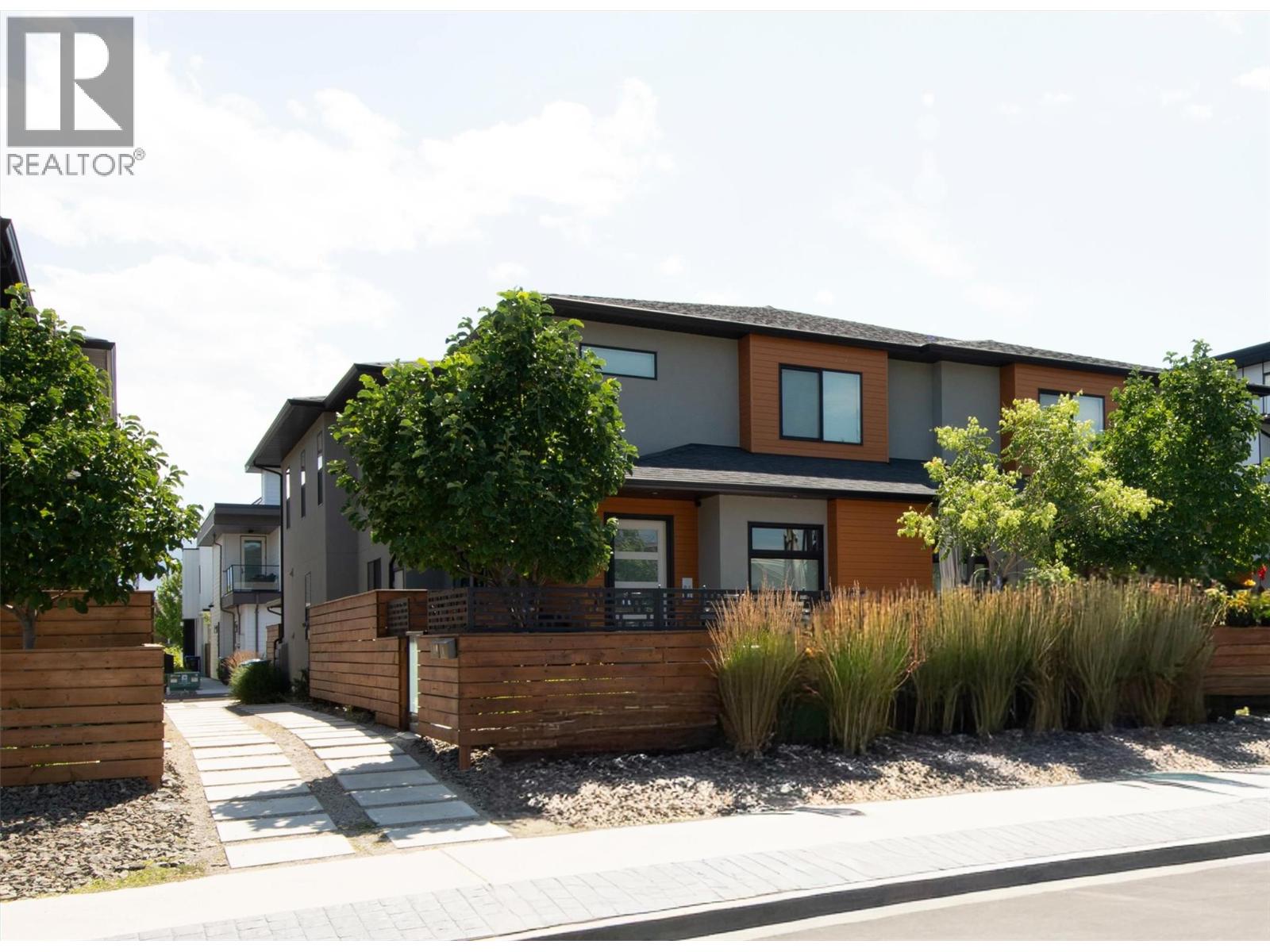 877 Morrison Avenue Unit# 3, Kelowna, British Columbia  V1Y 5E6 - Photo 3 - 10394619