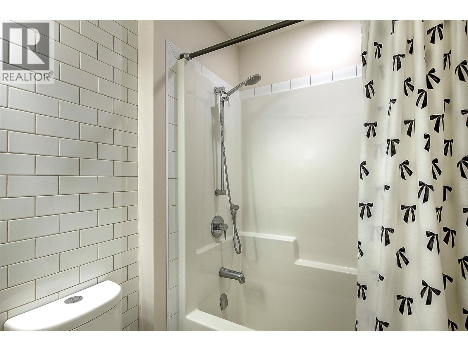 877 Morrison Avenue Unit# 3, Kelowna, British Columbia  V1Y 5E6 - Photo 40 - 10394619