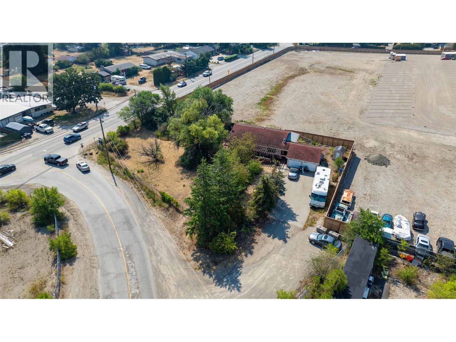 8210 Okanagan Centre Road W, Lake Country, British Columbia  V4V 1M8 - Photo 1 - 10395360