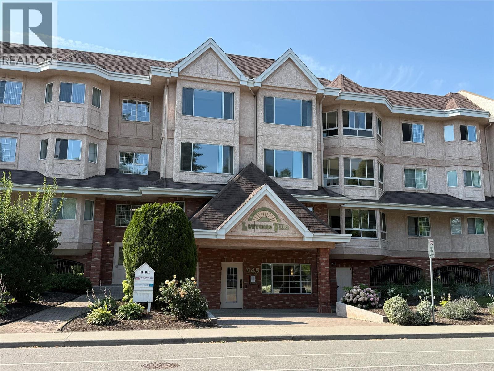 945 Lawrence Avenue Unit# 107, Kelowna, British Columbia  V1Y 6M3 - Photo 1 - 10395306