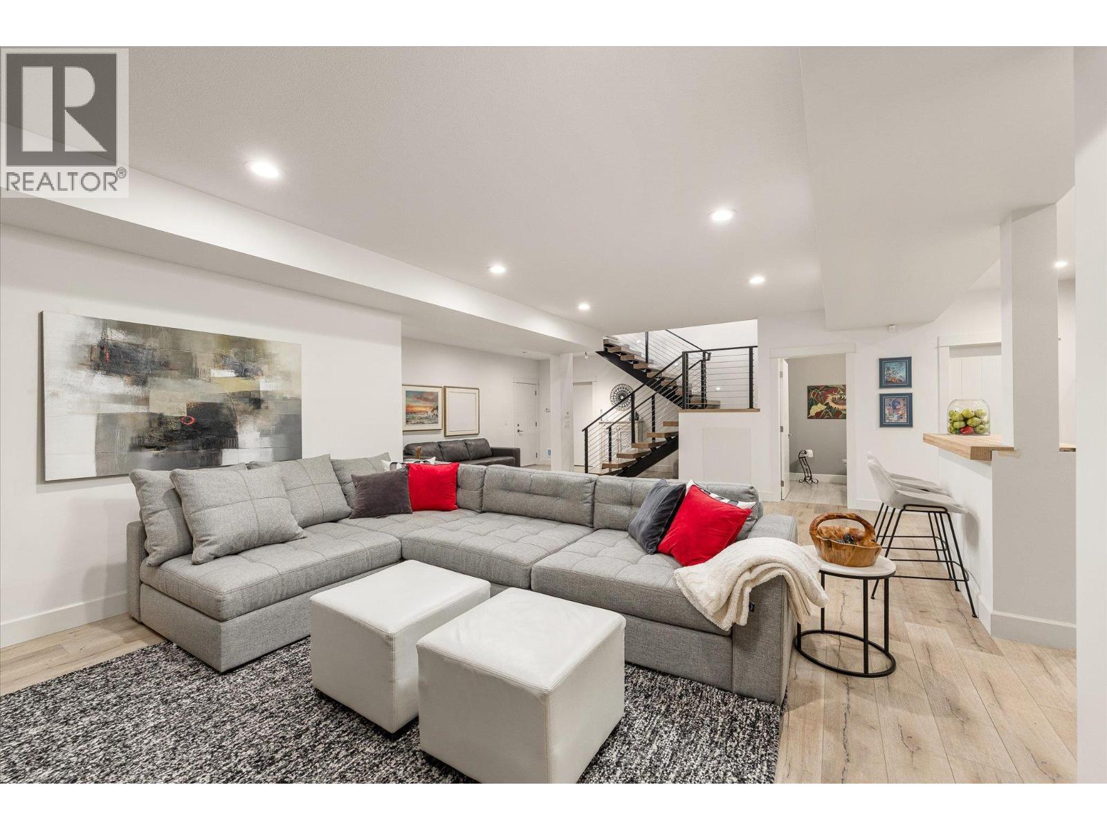 519 Metcalfe Avenue, Kelowna, British Columbia  V1W 4W5 - Photo 52 - 10394642