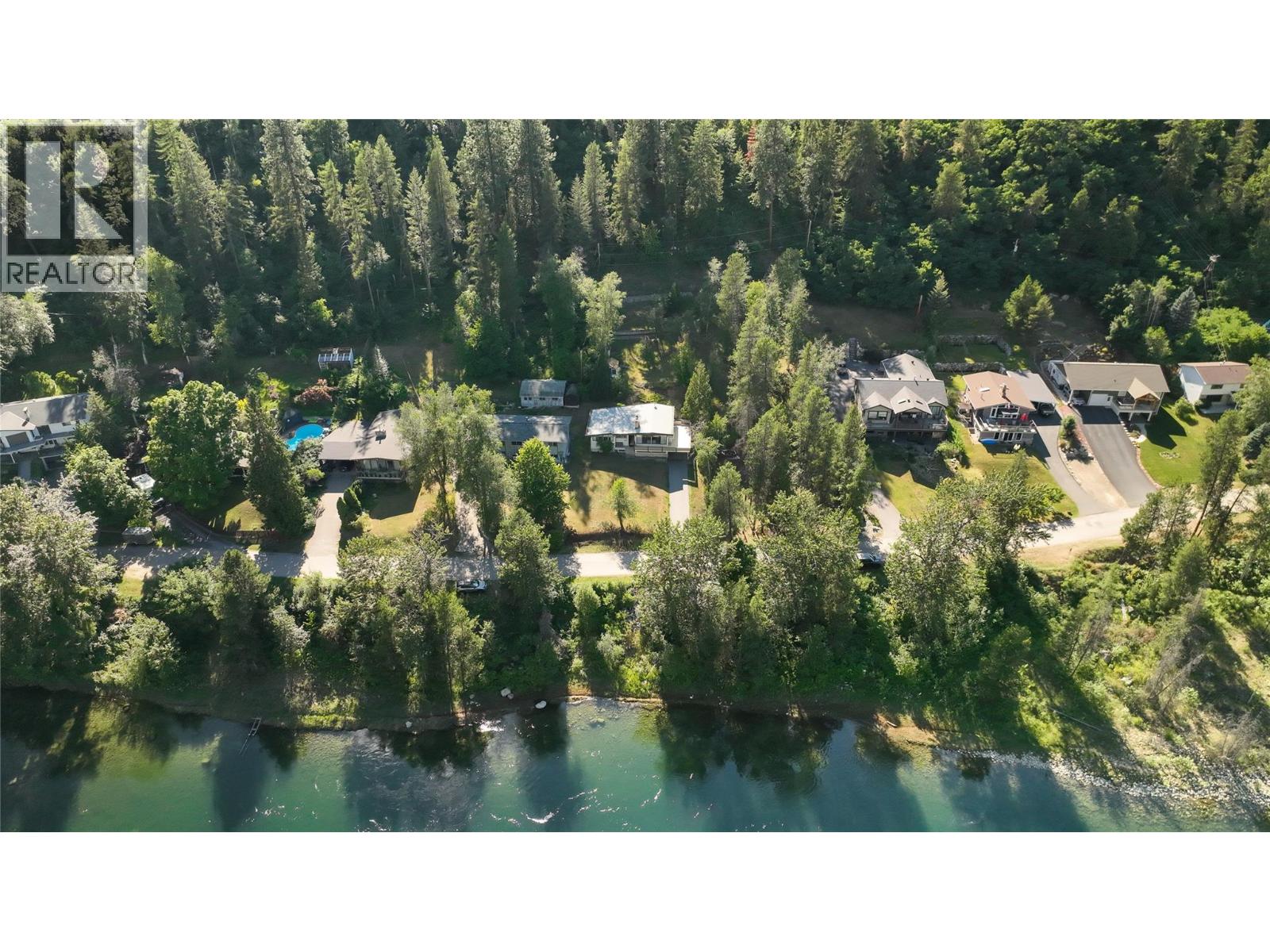 3108 1st Avenue, Castlegar, British Columbia  V1N 2R3 - Photo 14 - 10395317