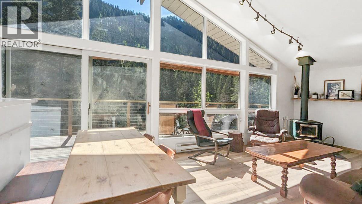 221 Prospect Drive, Princeton, British Columbia  V0X 1W0 - Photo 29 - 10395347