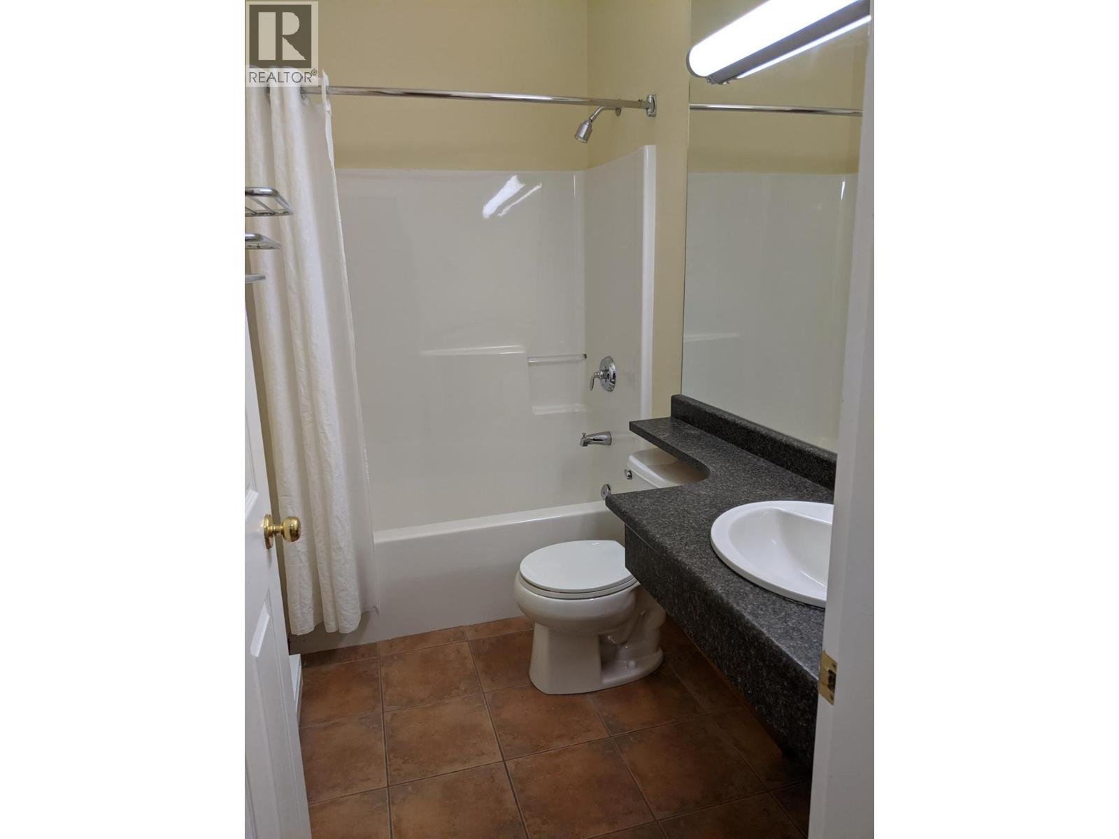 6203 Willow Avenue, Summerland, British Columbia  V0H 1Z4 - Photo 27 - 10395303