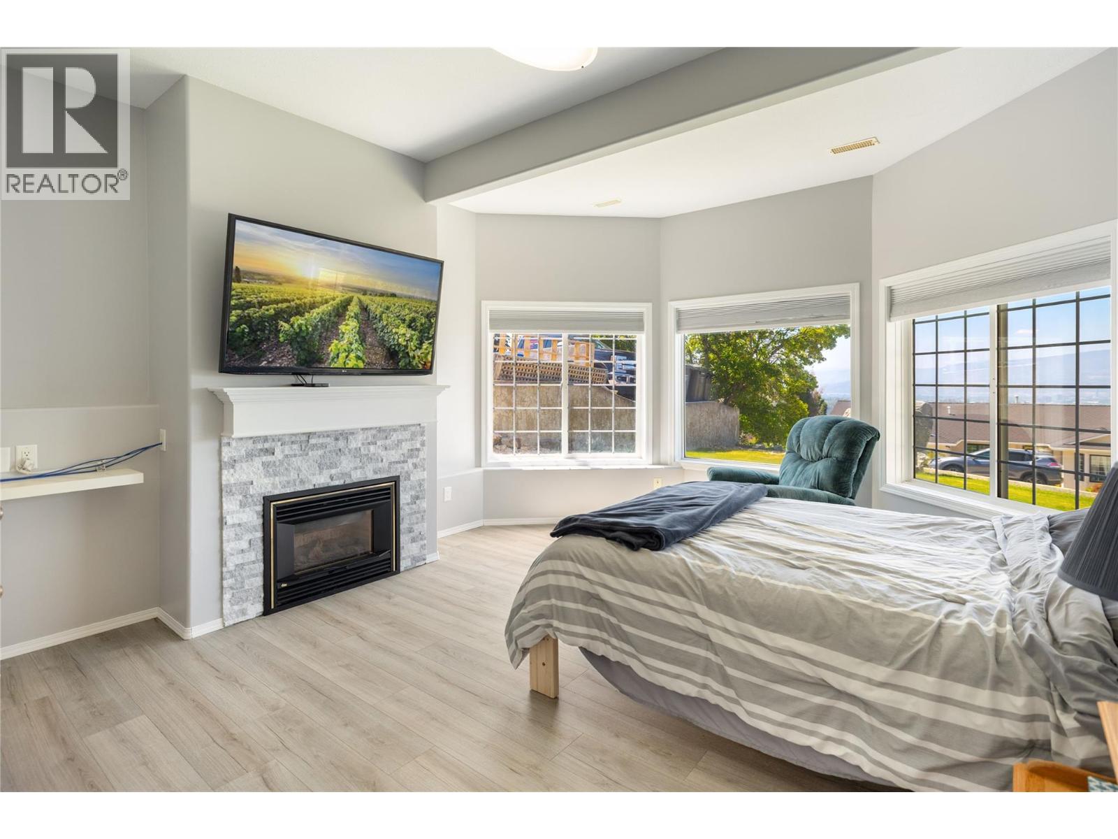 877 Toovey Road, Kelowna, British Columbia  V1X 6R2 - Photo 24 - 10394293