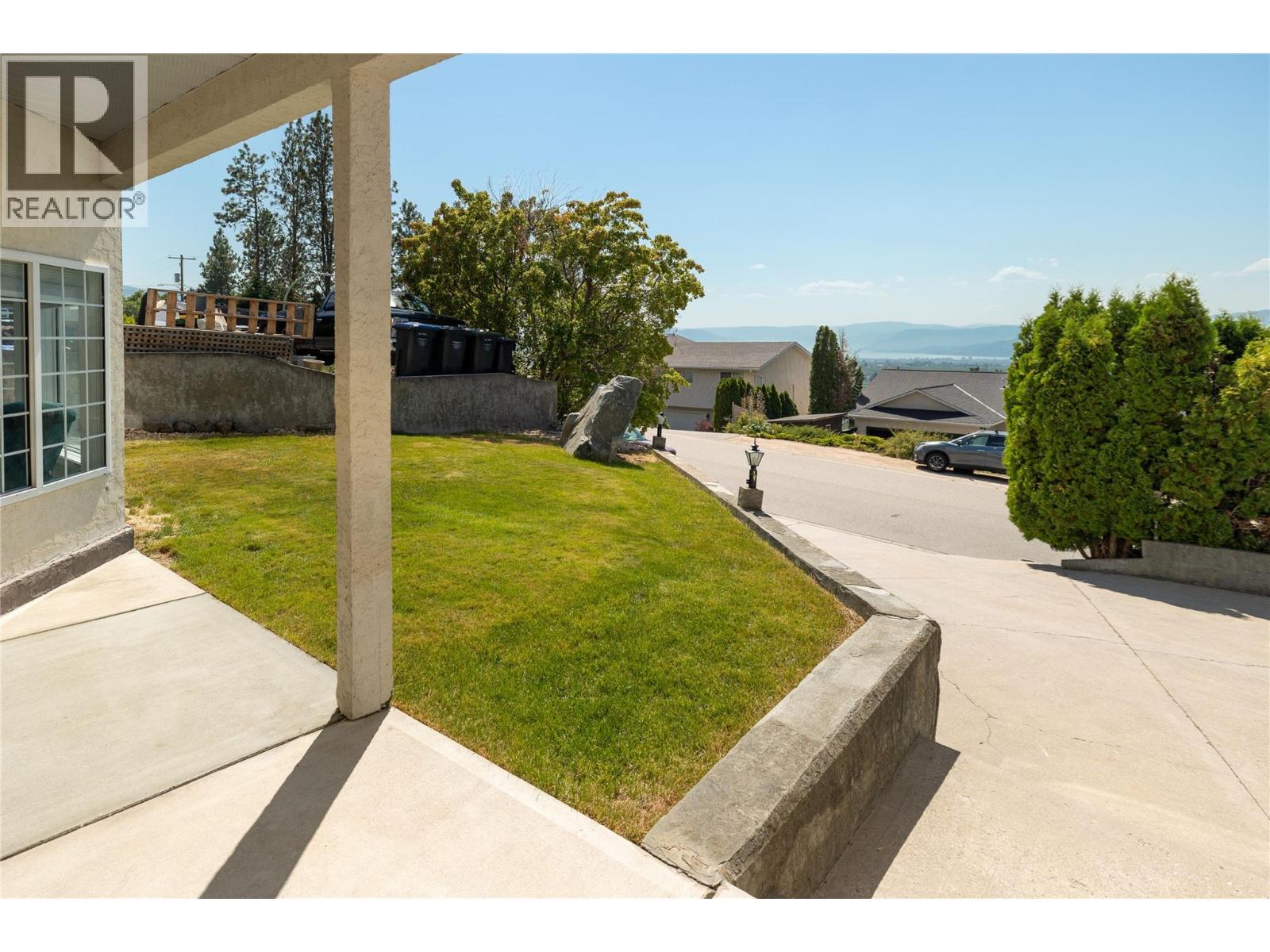 877 Toovey Road, Kelowna, British Columbia  V1X 6R2 - Photo 38 - 10394293