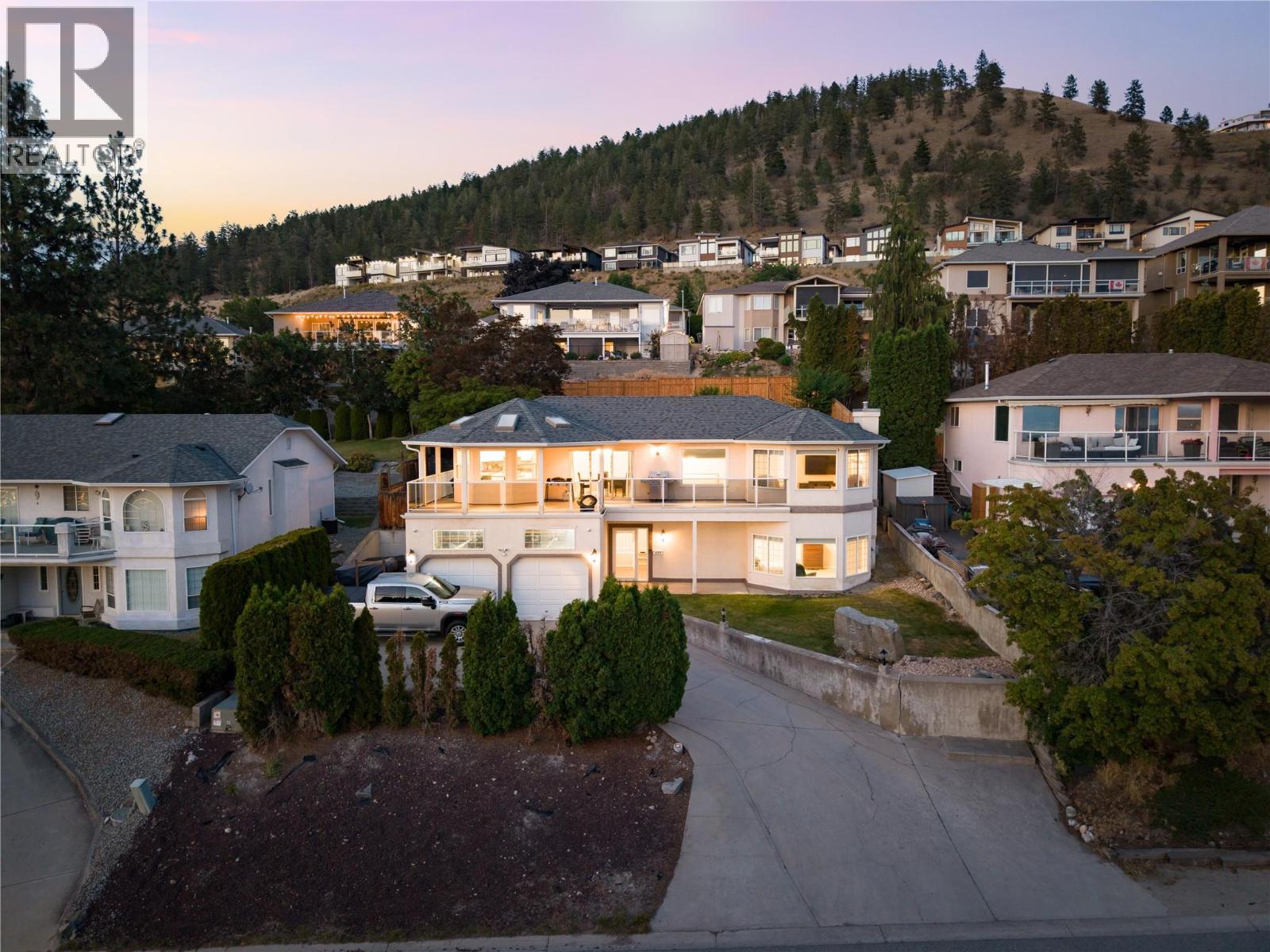 877 Toovey Road, Kelowna, British Columbia  V1X 6R2 - Photo 4 - 10394293