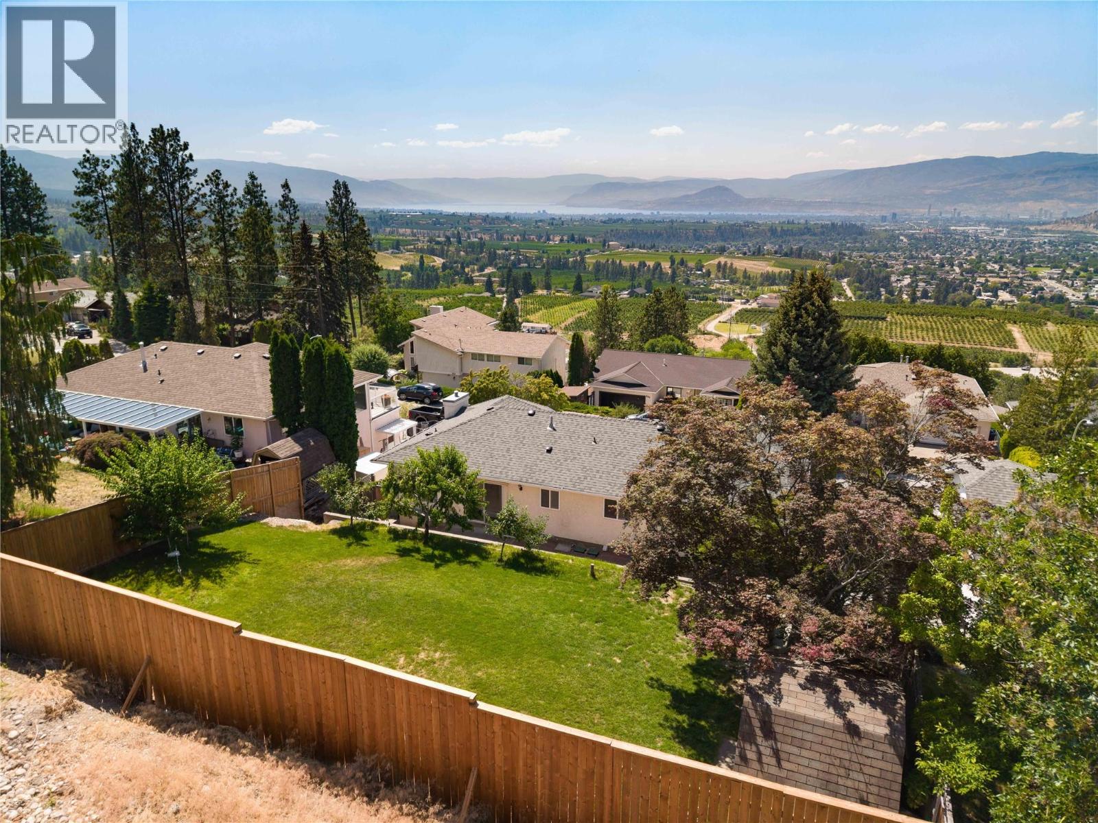 877 Toovey Road, Kelowna, British Columbia  V1X 6R2 - Photo 51 - 10394293