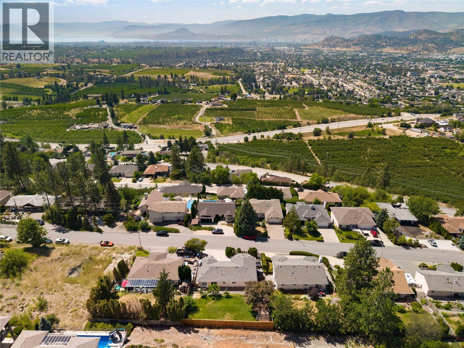 877 Toovey Road, Kelowna, British Columbia  V1X 6R2 - Photo 56 - 10394293