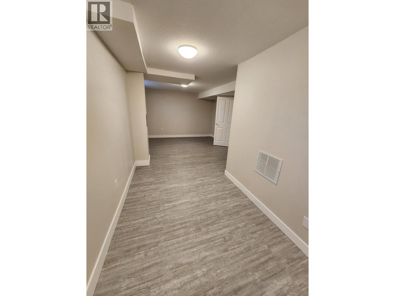 5565 Okanagan Landing Road, Vernon, British Columbia  V1T 7A6 - Photo 15 - 10395031