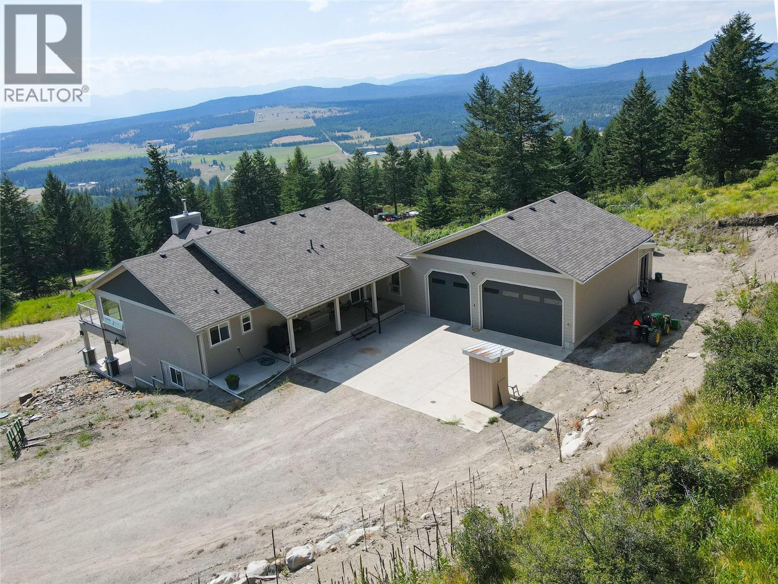 1415 Wolf Way Road, Bridesville, British Columbia  V0H 1Y0 - Photo 1 - 10395286