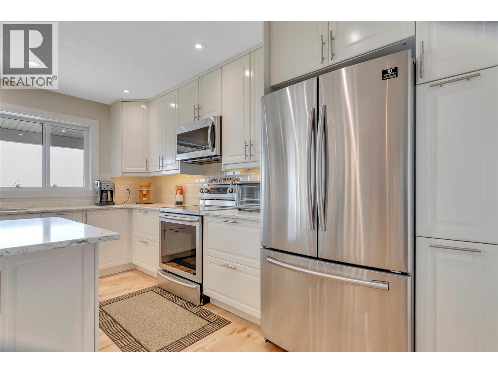 1415 Wolf Way Road, Bridesville, British Columbia  V0H 1Y0 - Photo 14 - 10395286