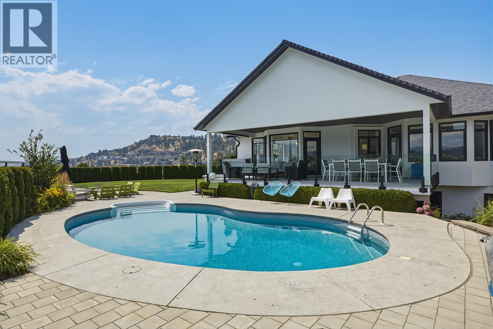 1777 Spruceview Court, Kelowna, British Columbia  V1V 2N2 - Photo 2 - 10395023