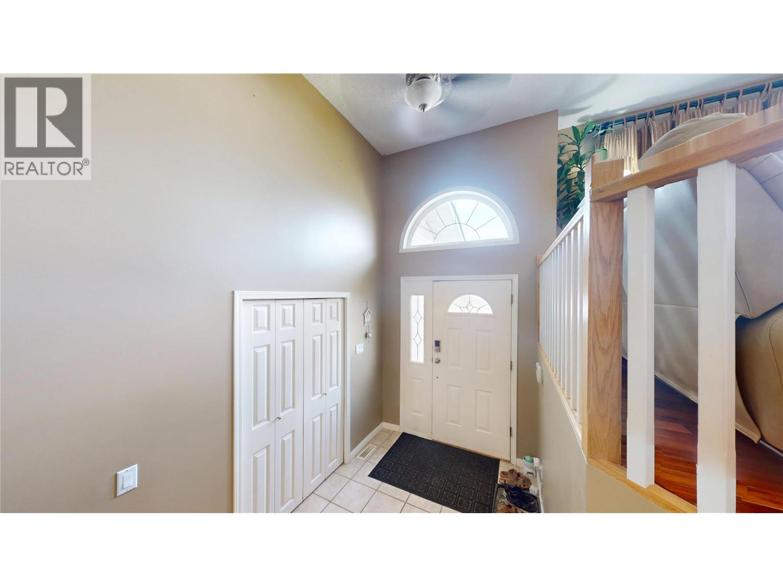 1612 Staple Crescent, Cranbrook, British Columbia  V1C 6J1 - Photo 3 - 10395430