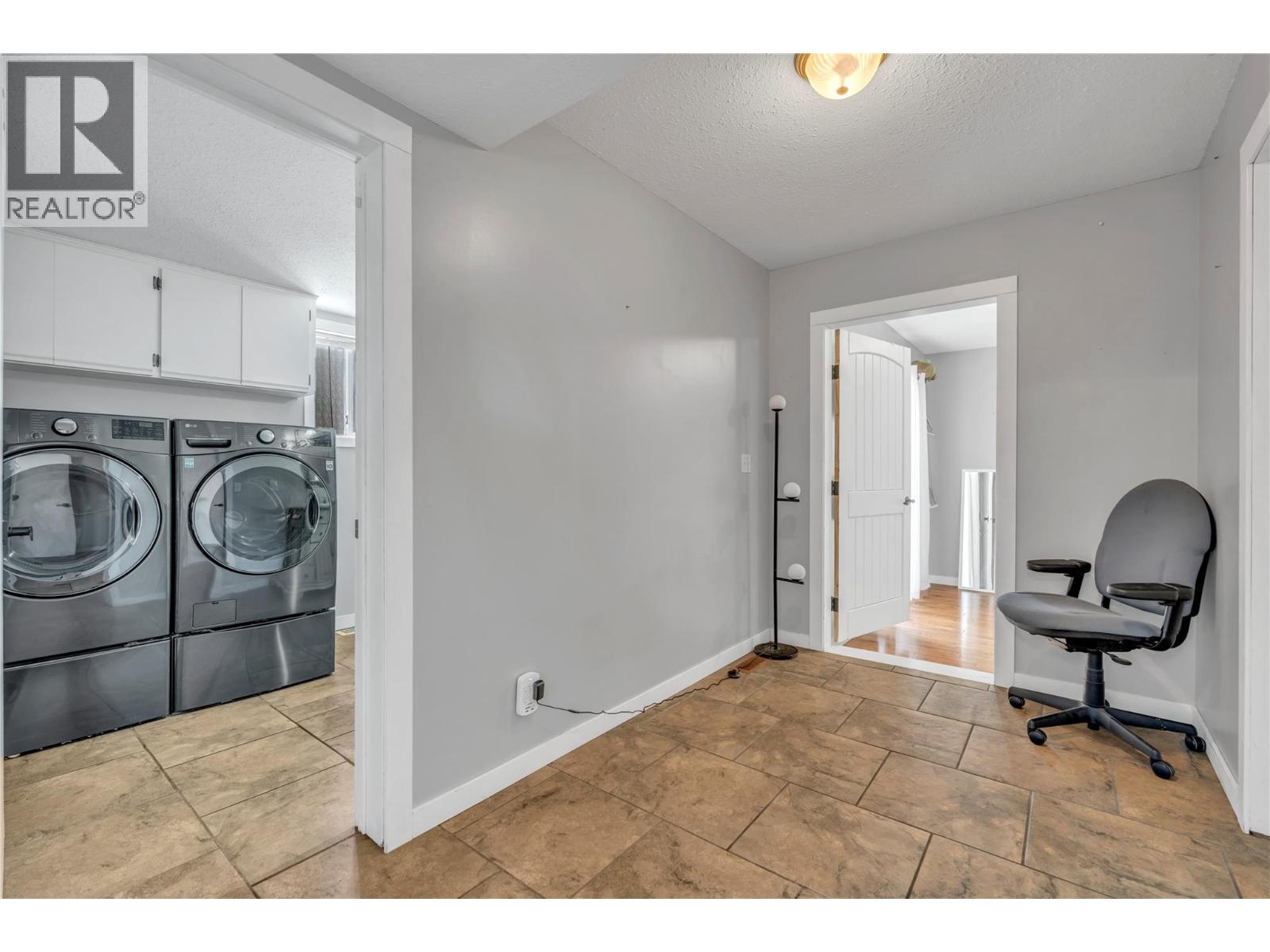 299 Roy Avenue, Penticton, British Columbia  V2A 7M8 - Photo 19 - 10394228