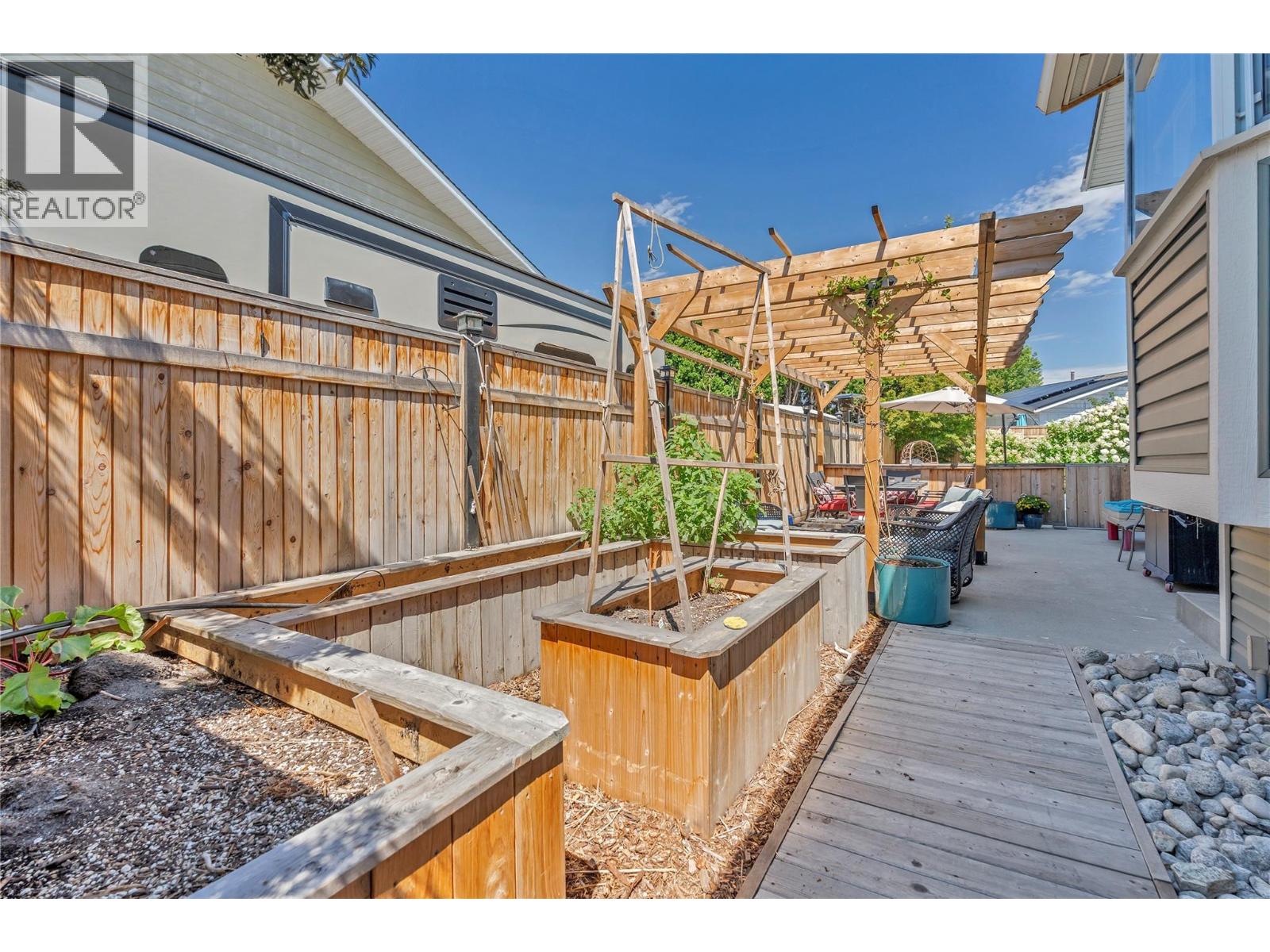 299 Roy Avenue, Penticton, British Columbia  V2A 7M8 - Photo 35 - 10394228