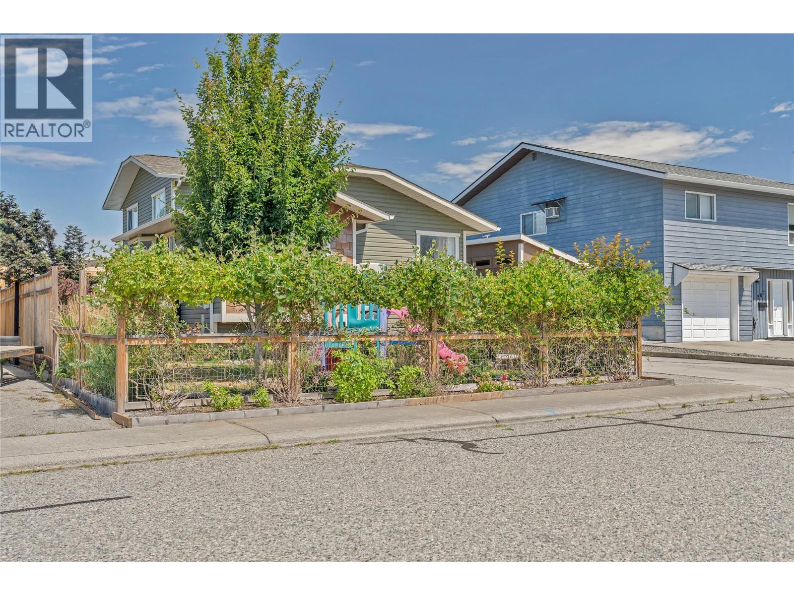 299 Roy Avenue, Penticton, British Columbia  V2A 7M8 - Photo 38 - 10394228