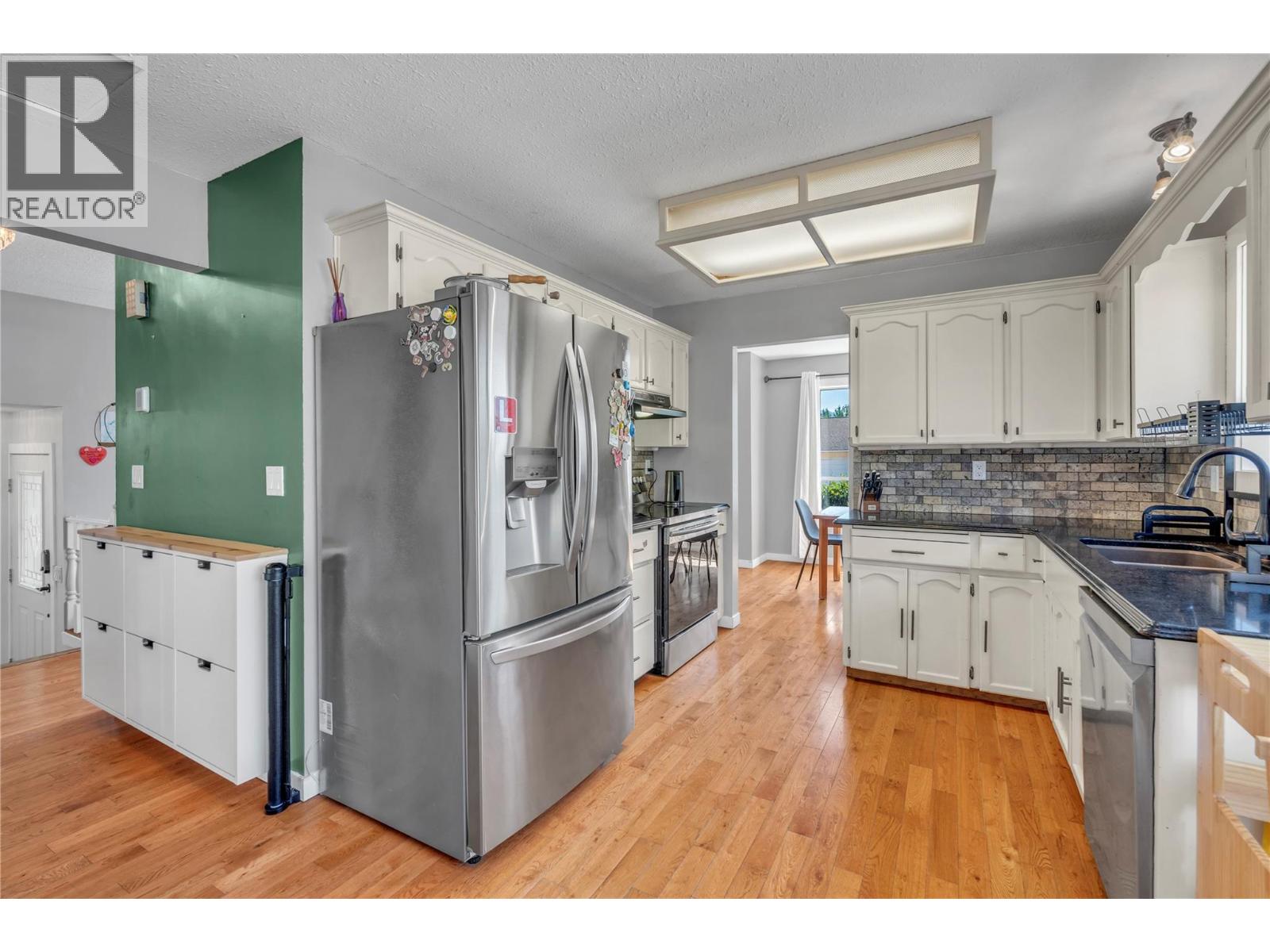 299 Roy Avenue, Penticton, British Columbia  V2A 7M8 - Photo 6 - 10394228