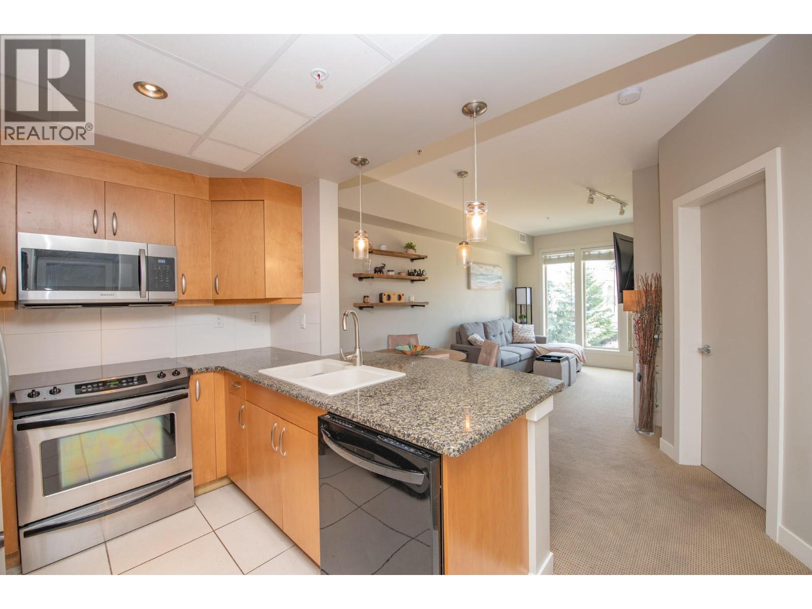 7343 Okanagan Landing Road Unit# 1213, Vernon, British Columbia  V1H 2J6 - Photo 8 - 10395146