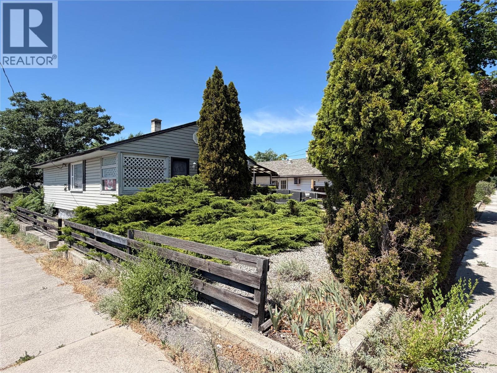1297 King Street, Penticton, British Columbia  V2A 4S9 - Photo 5 - 10395457