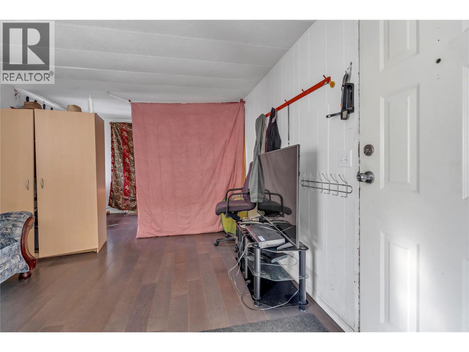 9820 Rippen Avenue, Summerland, British Columbia  V0H 1Z8 - Photo 45 - 10395472
