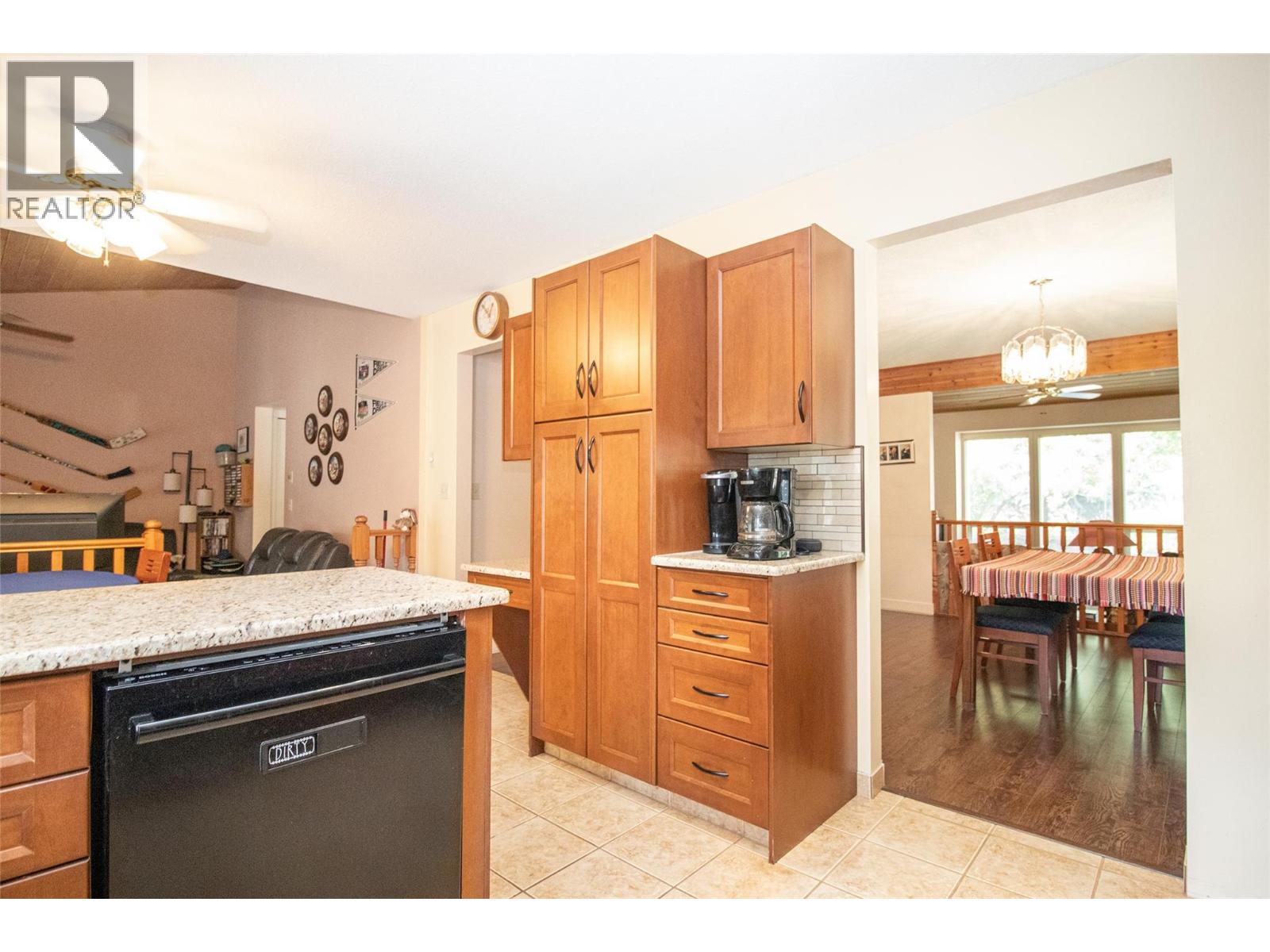 3855 Tillicum Court, Kelowna, British Columbia  V1W 4E7 - Photo 13 - 10395339