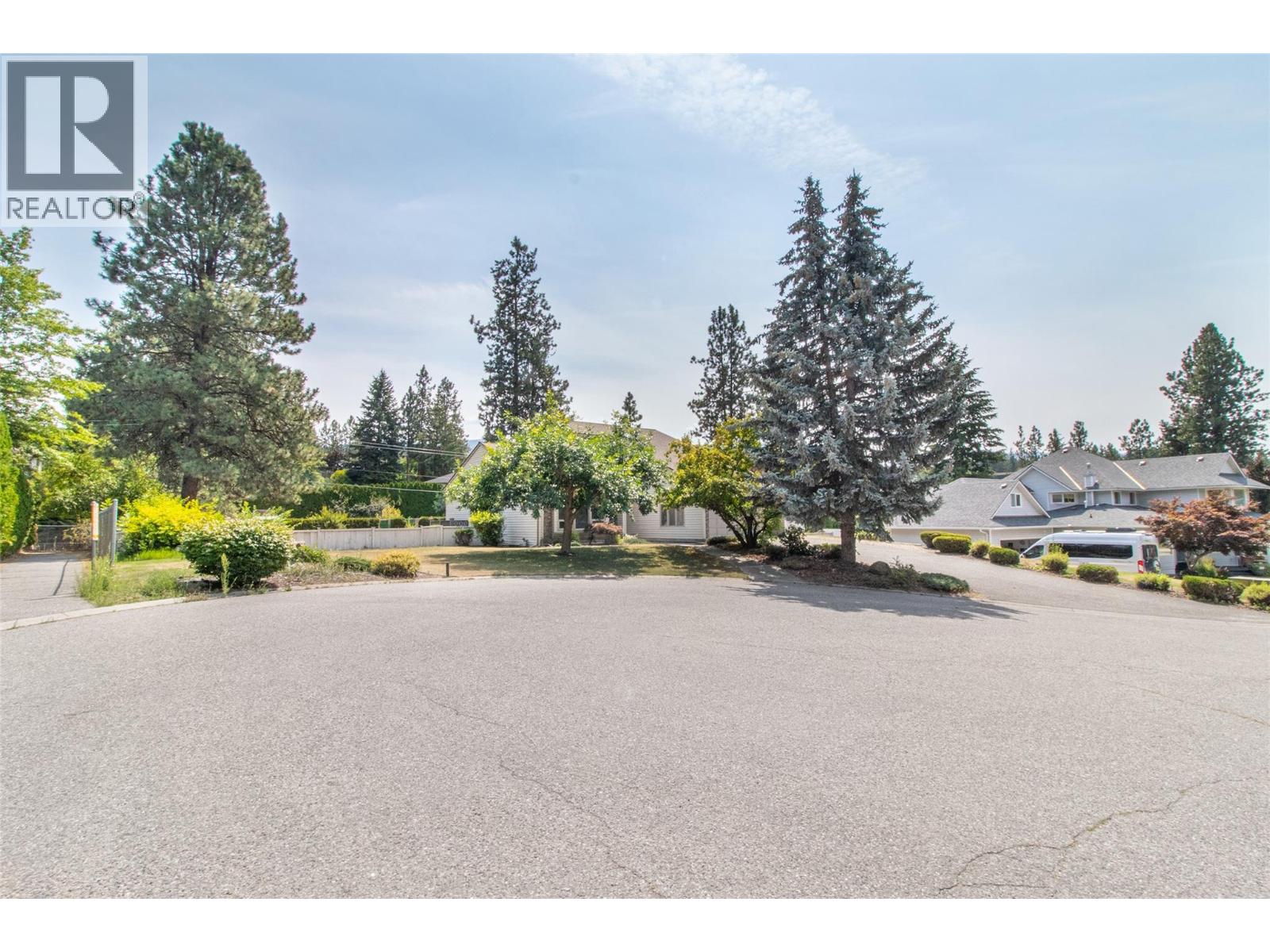 3855 Tillicum Court, Kelowna, British Columbia  V1W 4E7 - Photo 43 - 10395339