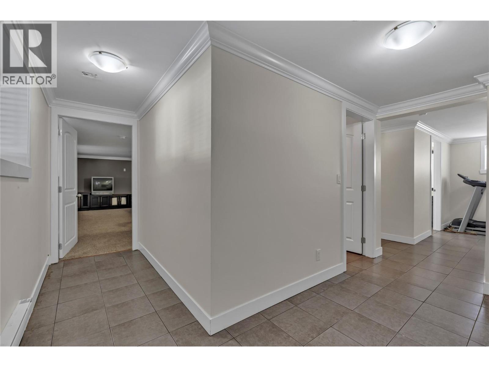 9820 Rippen Avenue, Summerland, British Columbia  V0H 1Z8 - Photo 37 - 10390485