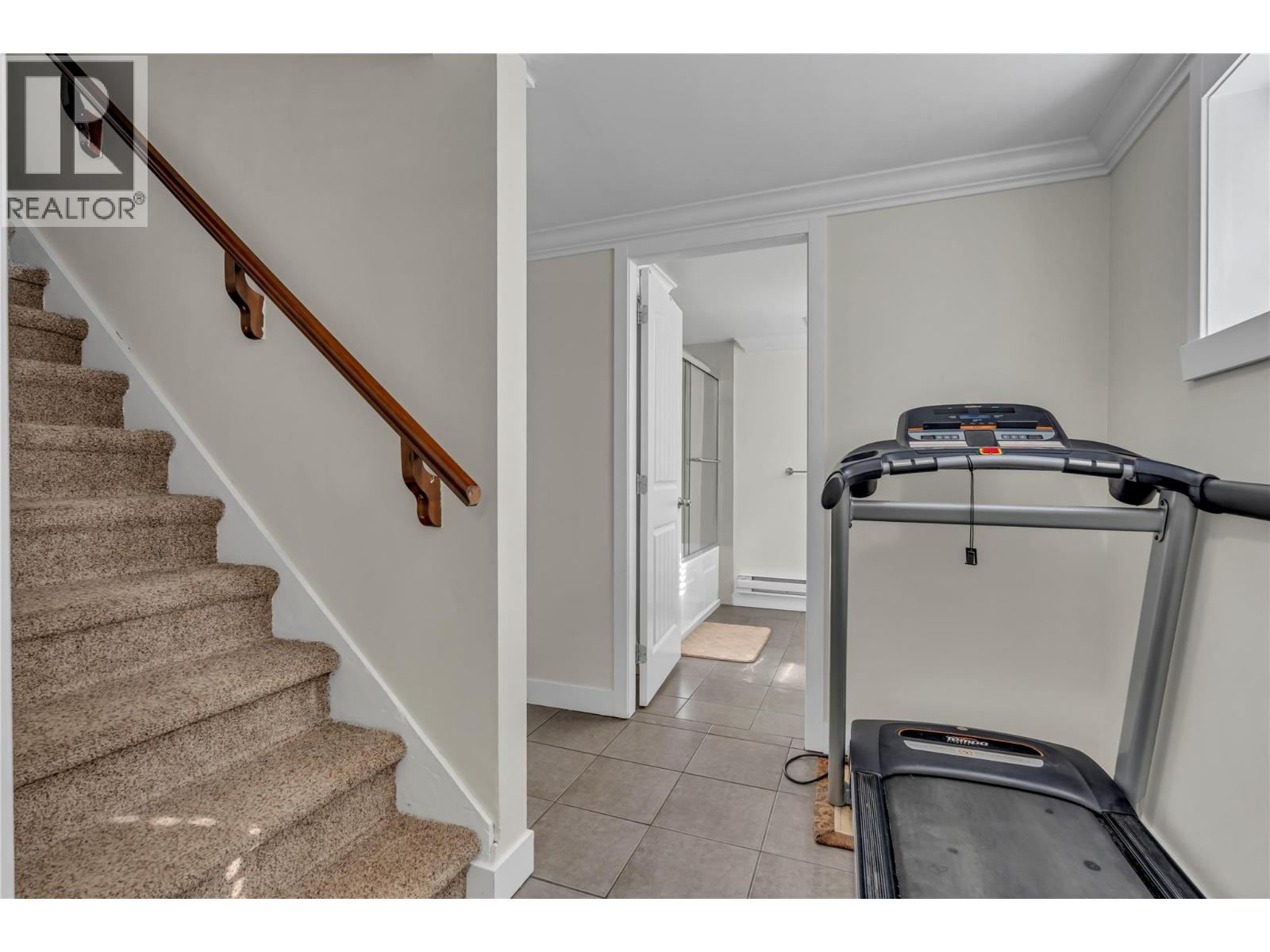 9820 Rippen Avenue, Summerland, British Columbia  V0H 1Z8 - Photo 40 - 10390485