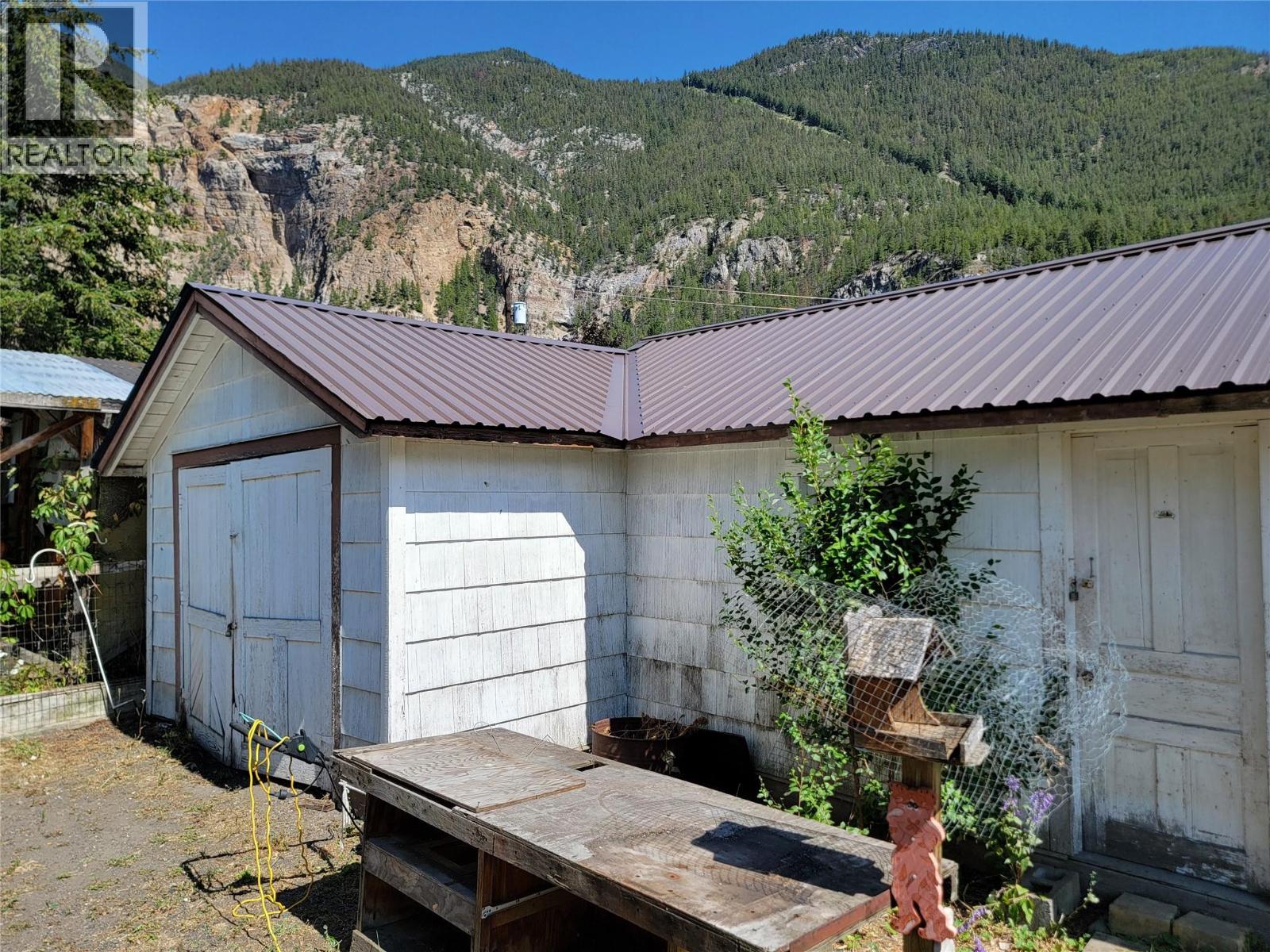 1163 Scott Avenue, Hedley, British Columbia  V0X 1K0 - Photo 16 - 10395483
