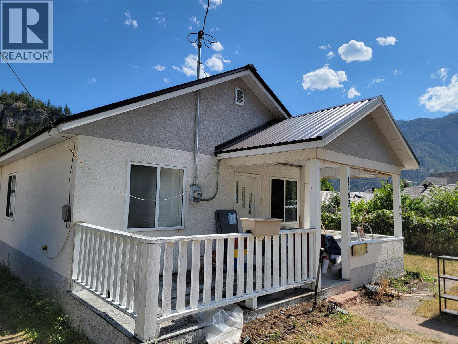 1163 Scott Avenue, Hedley, British Columbia  V0X 1K0 - Photo 4 - 10395483