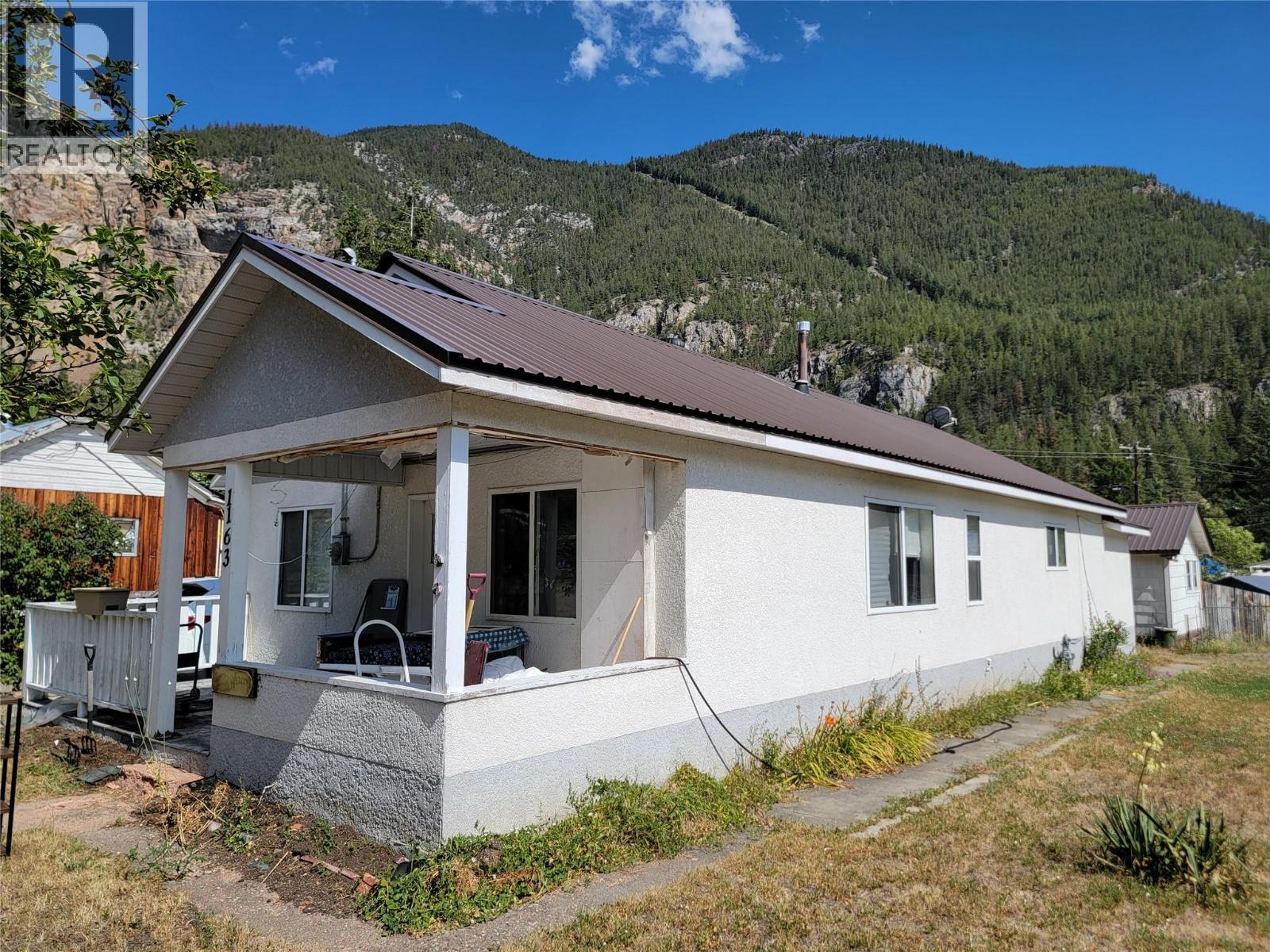 1163 Scott Avenue, Hedley, British Columbia  V0X 1K0 - Photo 5 - 10395483
