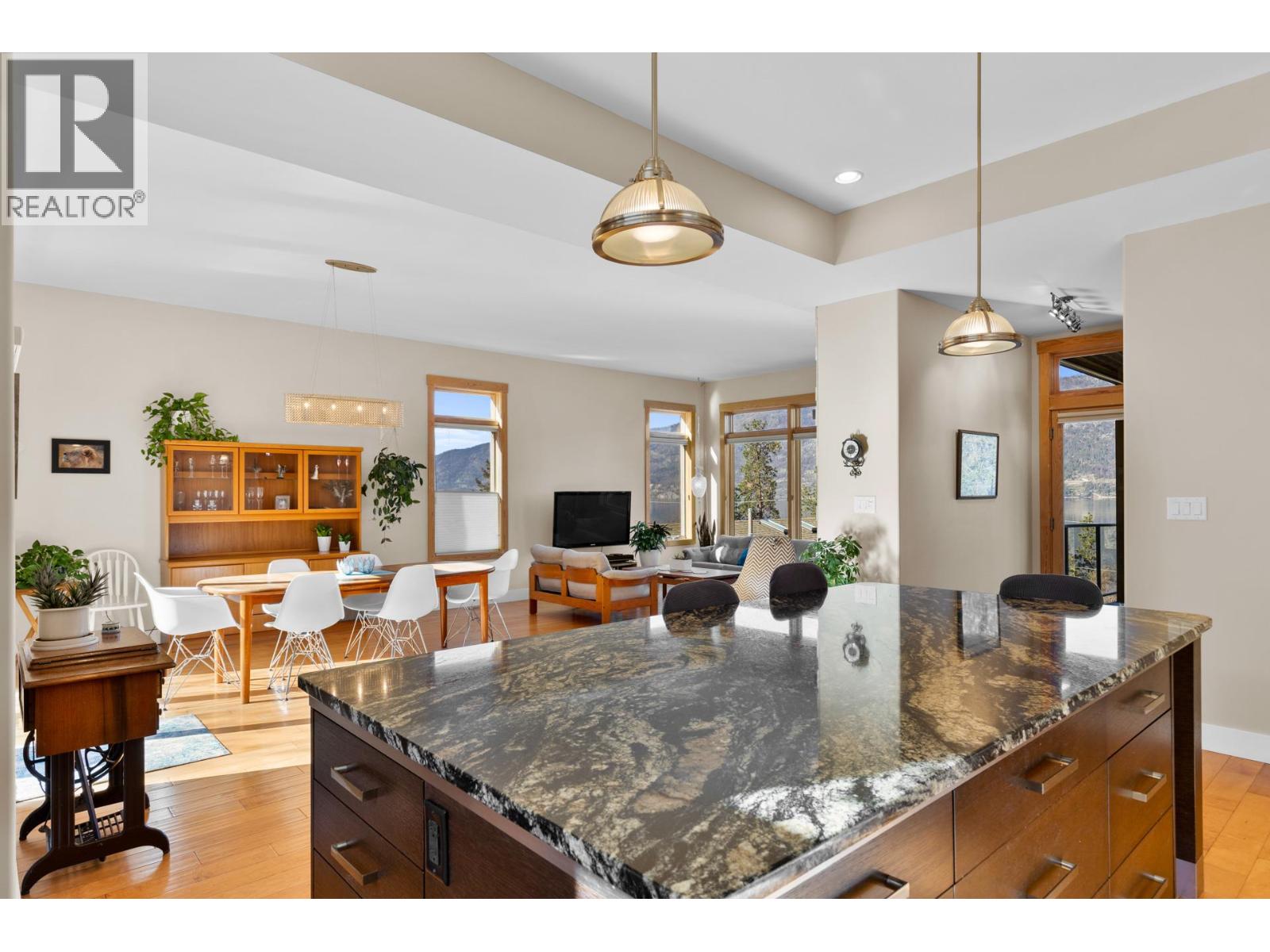 10989 Maddock Avenue, Lake Country, British Columbia  V4V 2J6 - Photo 16 - 10395399