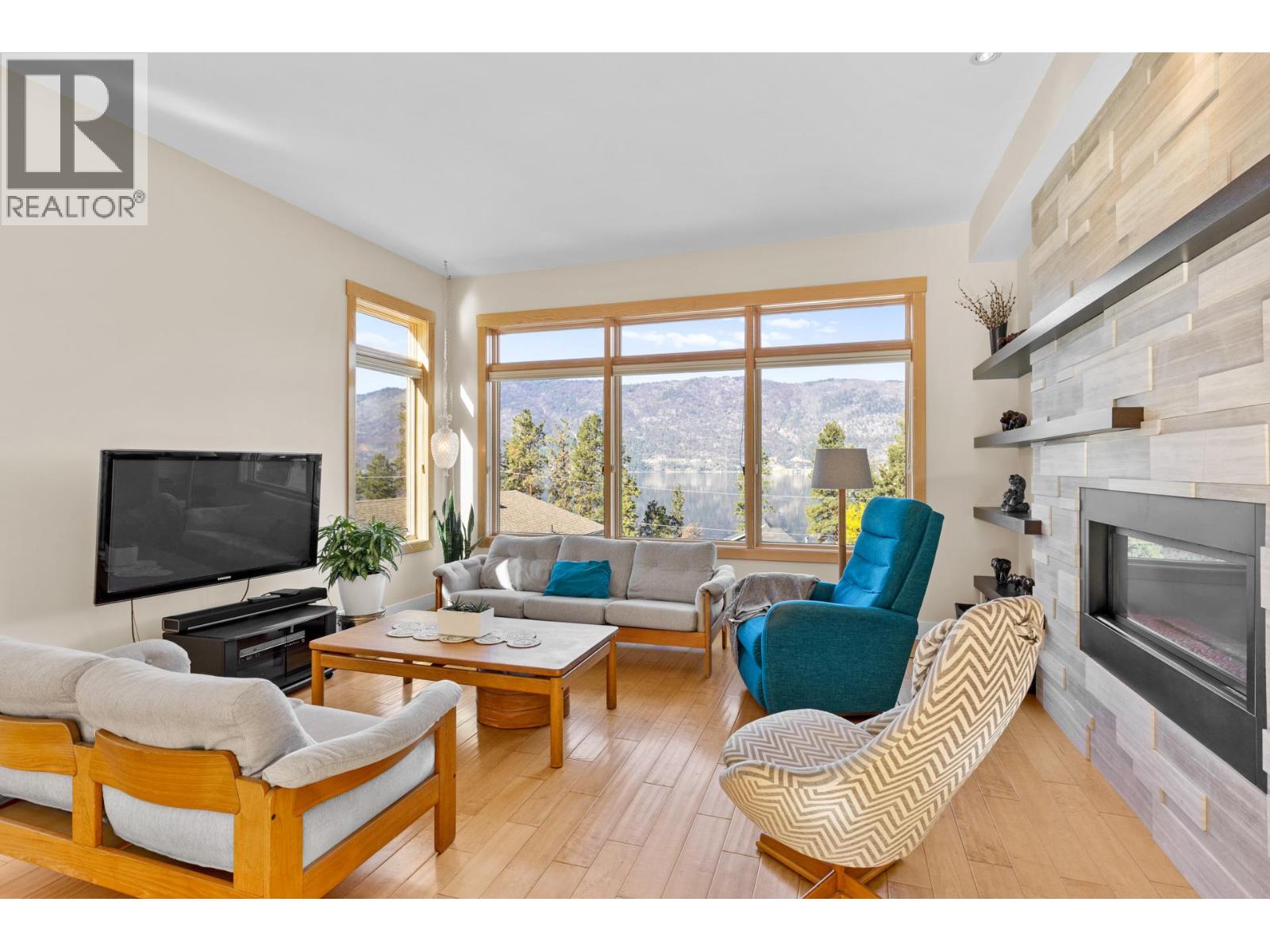 10989 Maddock Avenue, Lake Country, British Columbia  V4V 2J6 - Photo 8 - 10395399