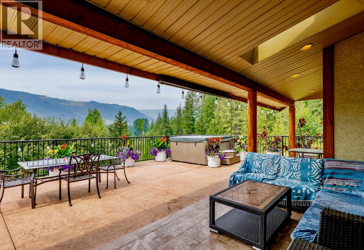 4875 Meadow Creek Road, Celista, British Columbia  V0E 1M6 - Photo 15 - 10395015
