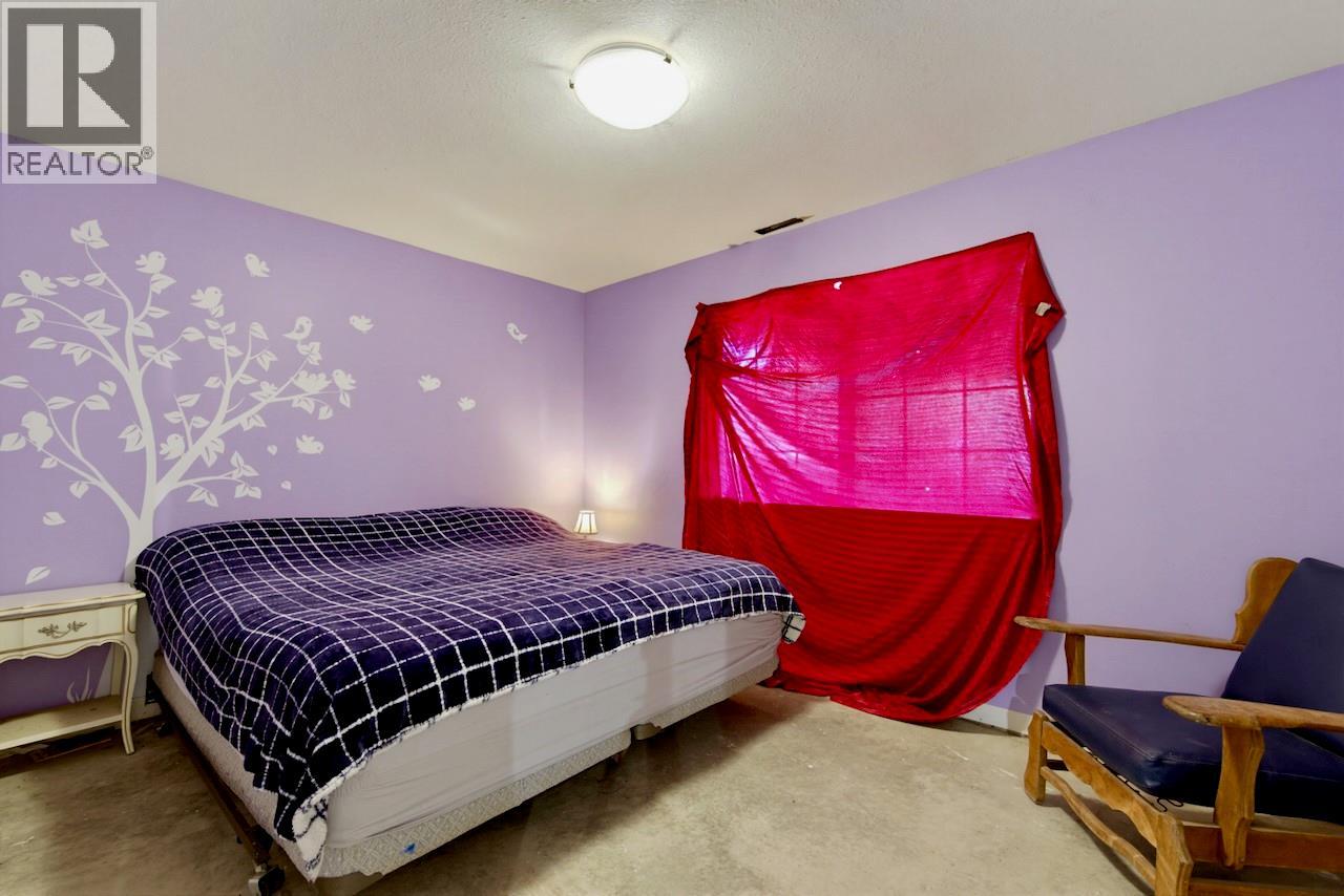 4875 Meadow Creek Road, Celista, British Columbia  V0E 1M6 - Photo 32 - 10395015