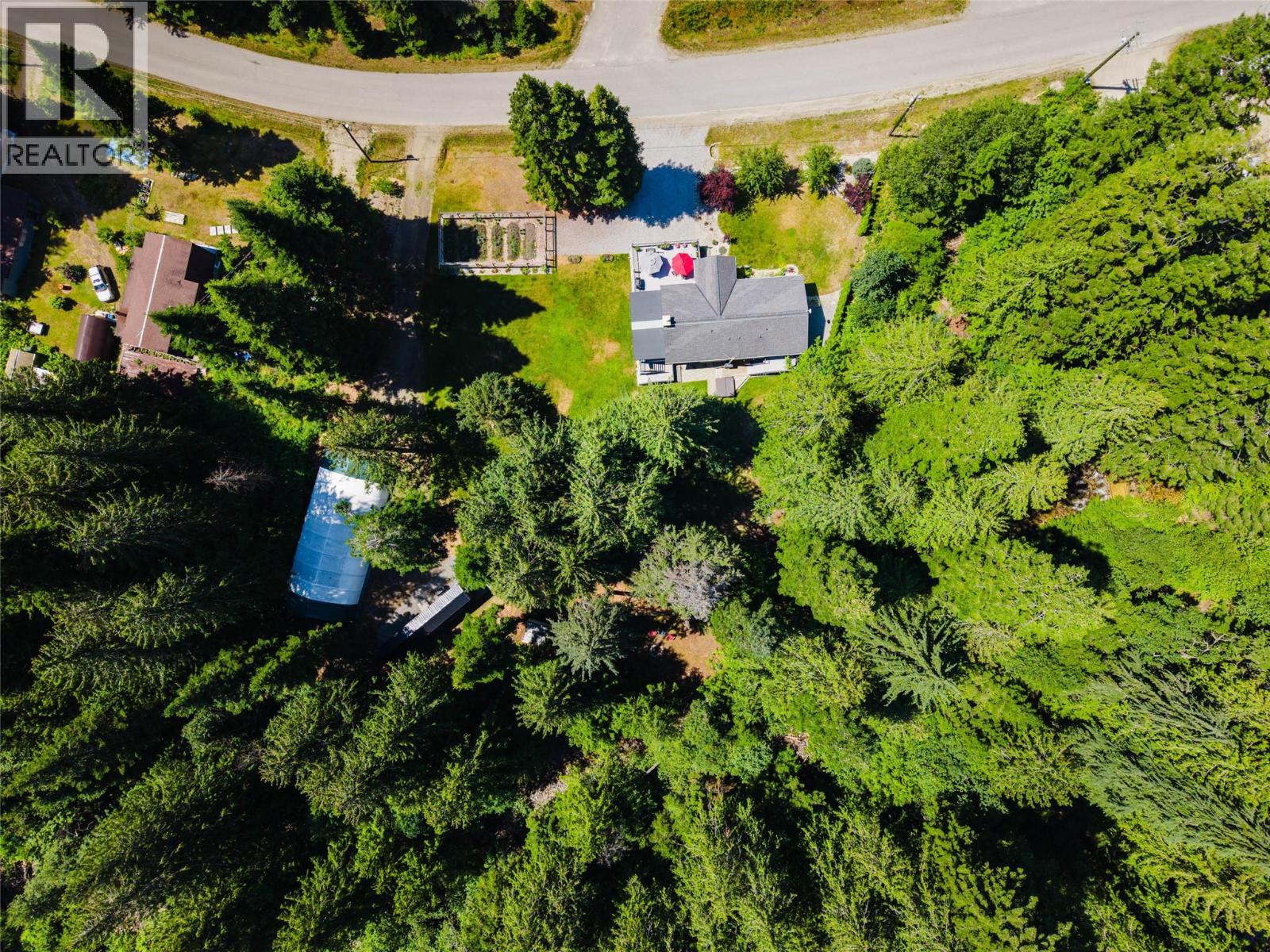 262 Bryan Road, Nelson, British Columbia  V1L 6M9 - Photo 3 - 10395266