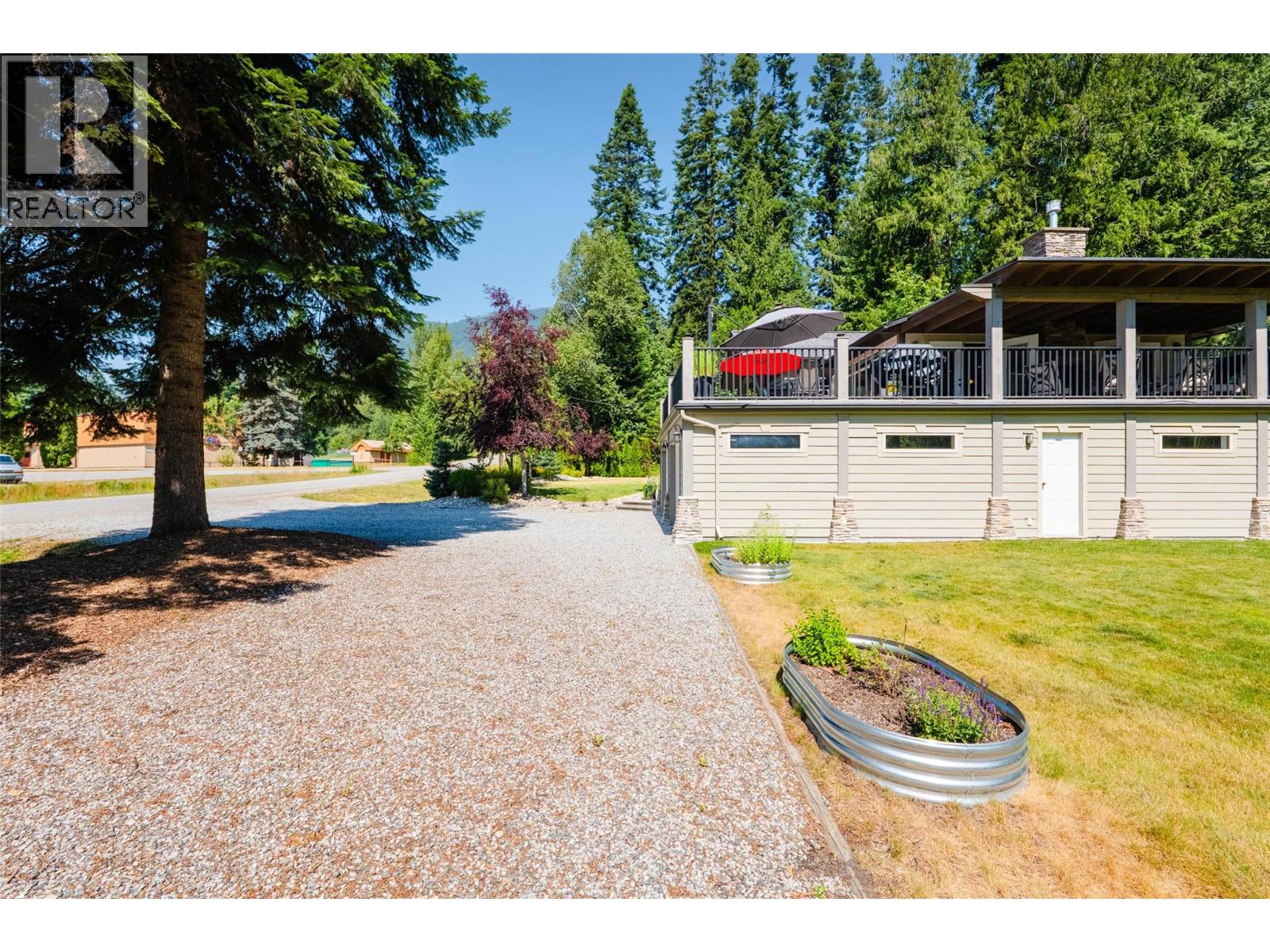 262 Bryan Road, Nelson, British Columbia  V1L 6M9 - Photo 54 - 10395266